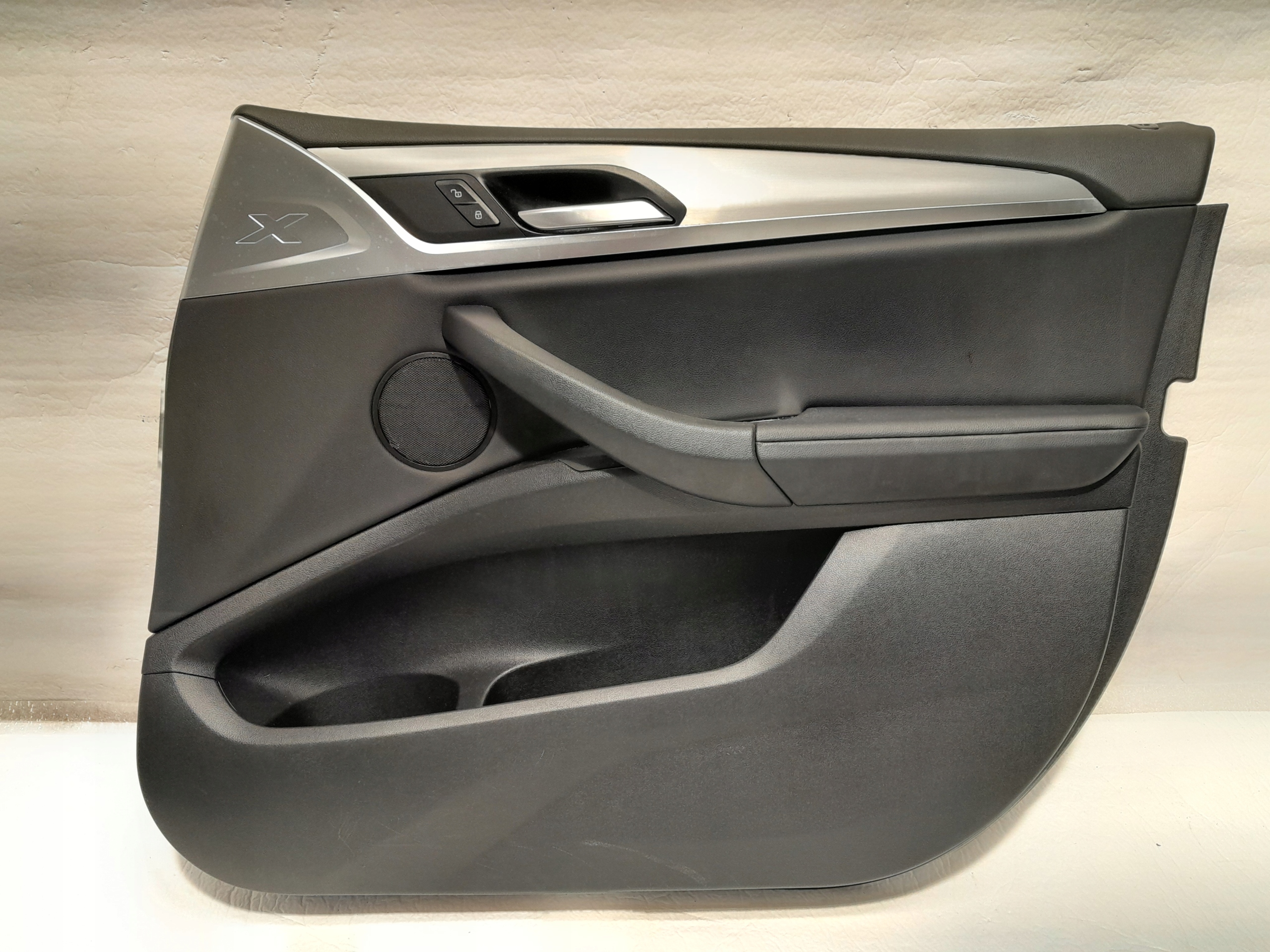 BMW X3 G01 LCI side upholstery door leather right front 7936654