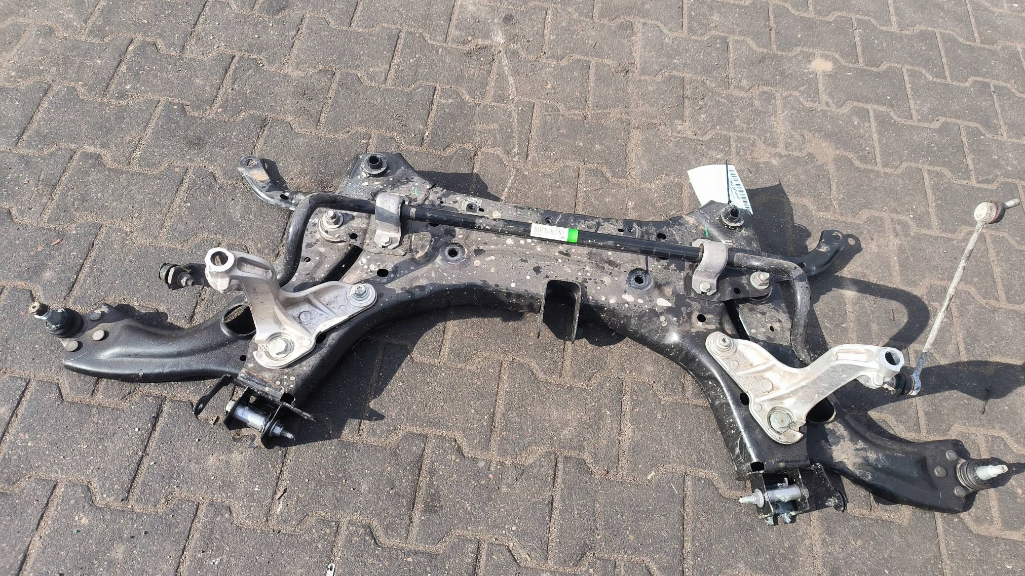 axle beam front 9318R 1.0 TCE MITSHUBISHI COLT VIII CLIO V