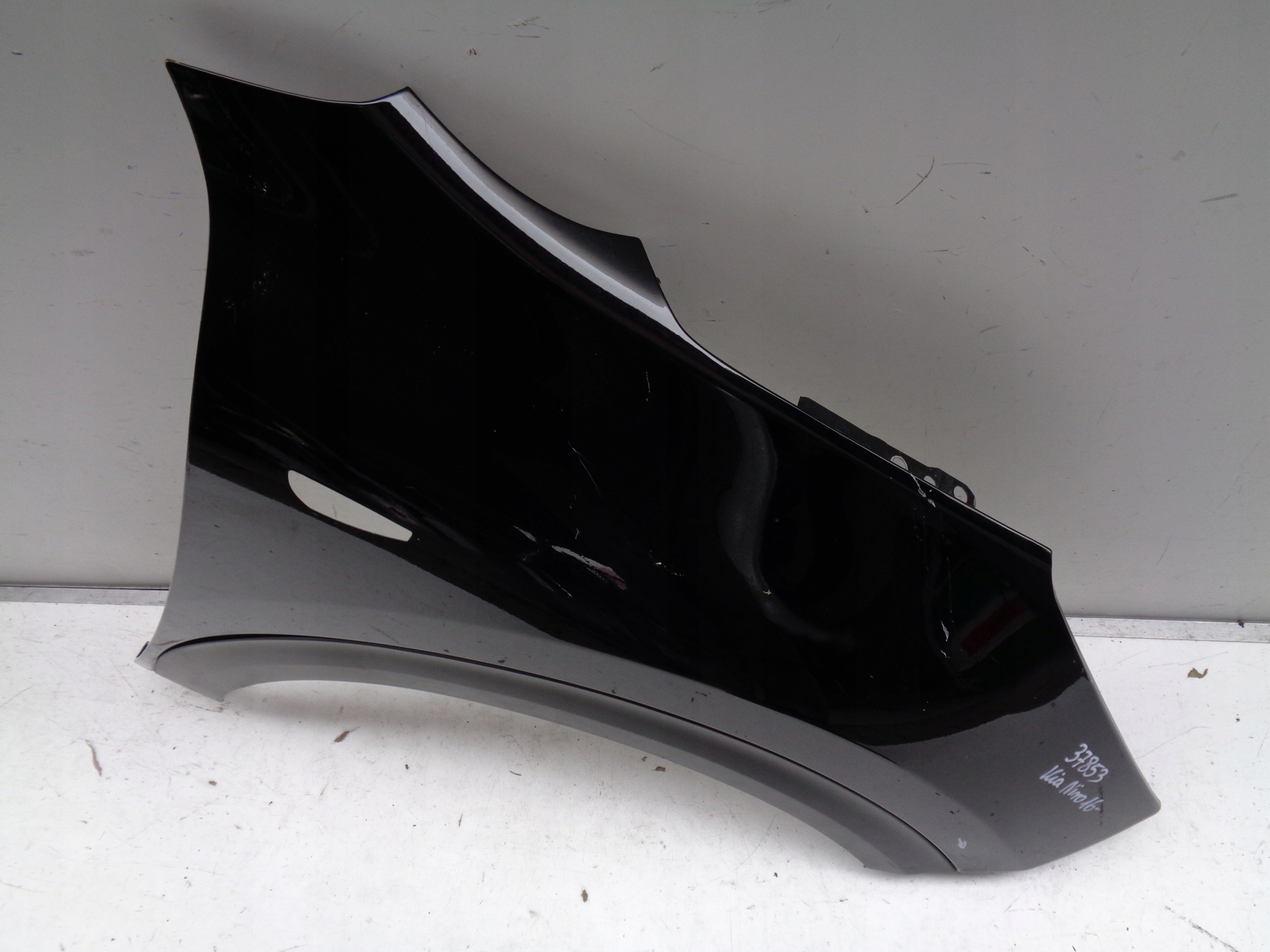 fender right front KIA NIRO 16- NR 37853