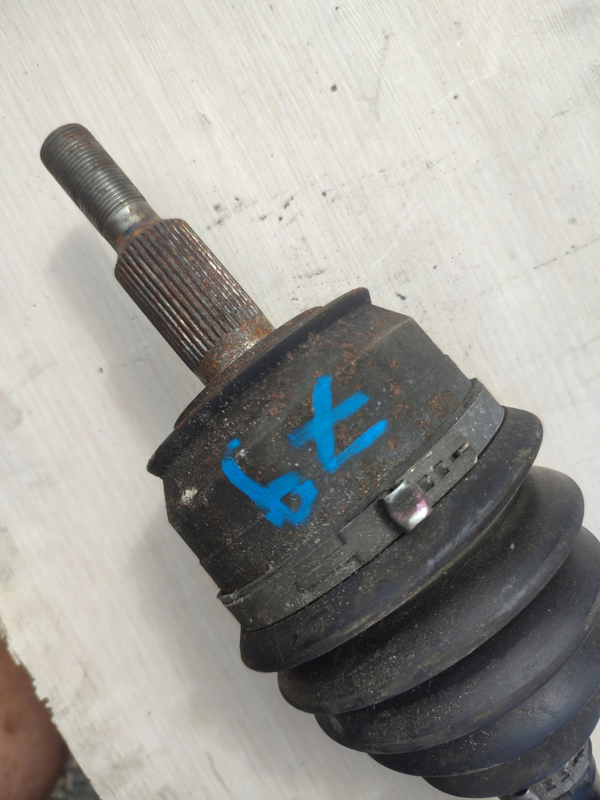 semi-axis right front front VOLKSWAGEN T5 LIFT T6 2.0 TDI 7E0407272AE