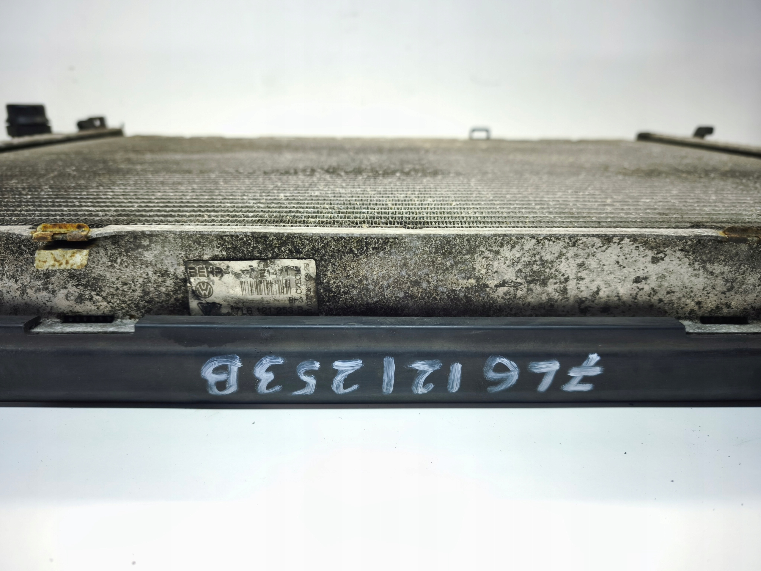 water cooler AUDI Q7 4L 3.0 TDI 7L6121253B