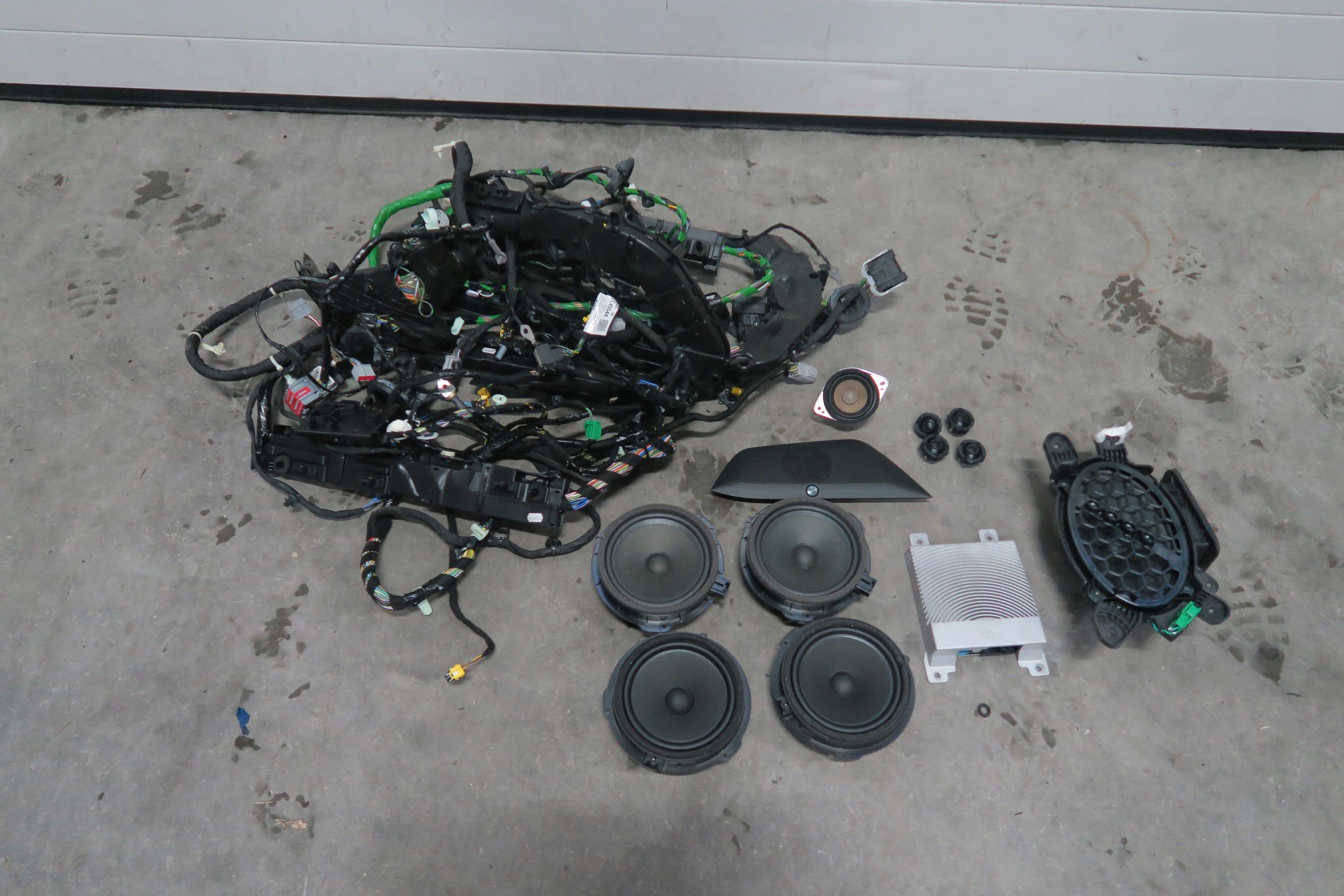 ФОРД KUGA MK3 Б & О КОЛОНКИ ПІДСИЛЮВАЧ САБВУФЕР