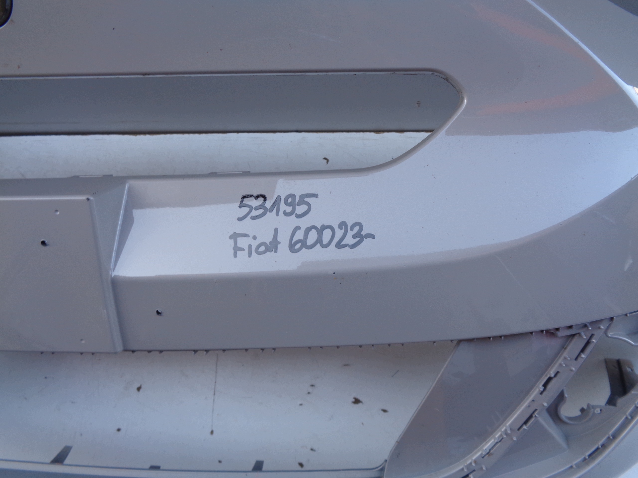 front bumper FIAT 600 23- NR 53195