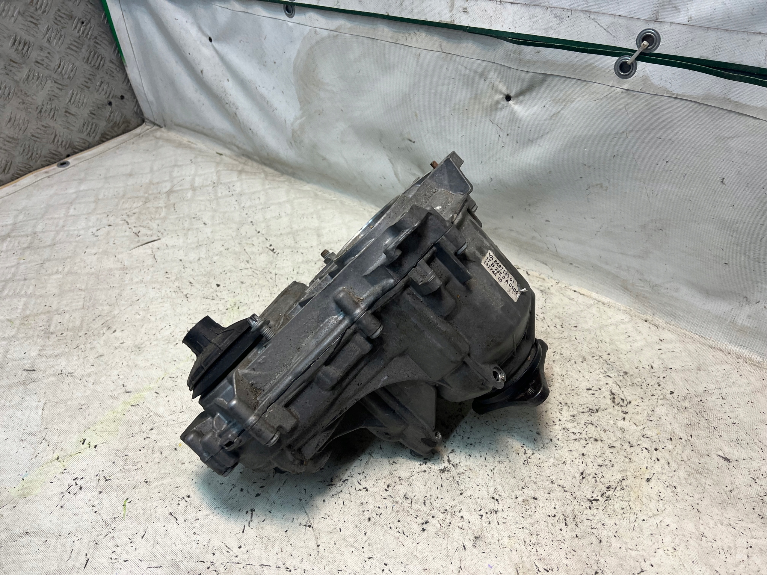 8487143 - BMW 5 серії G30 G31 редуктор розподільник коробки передач