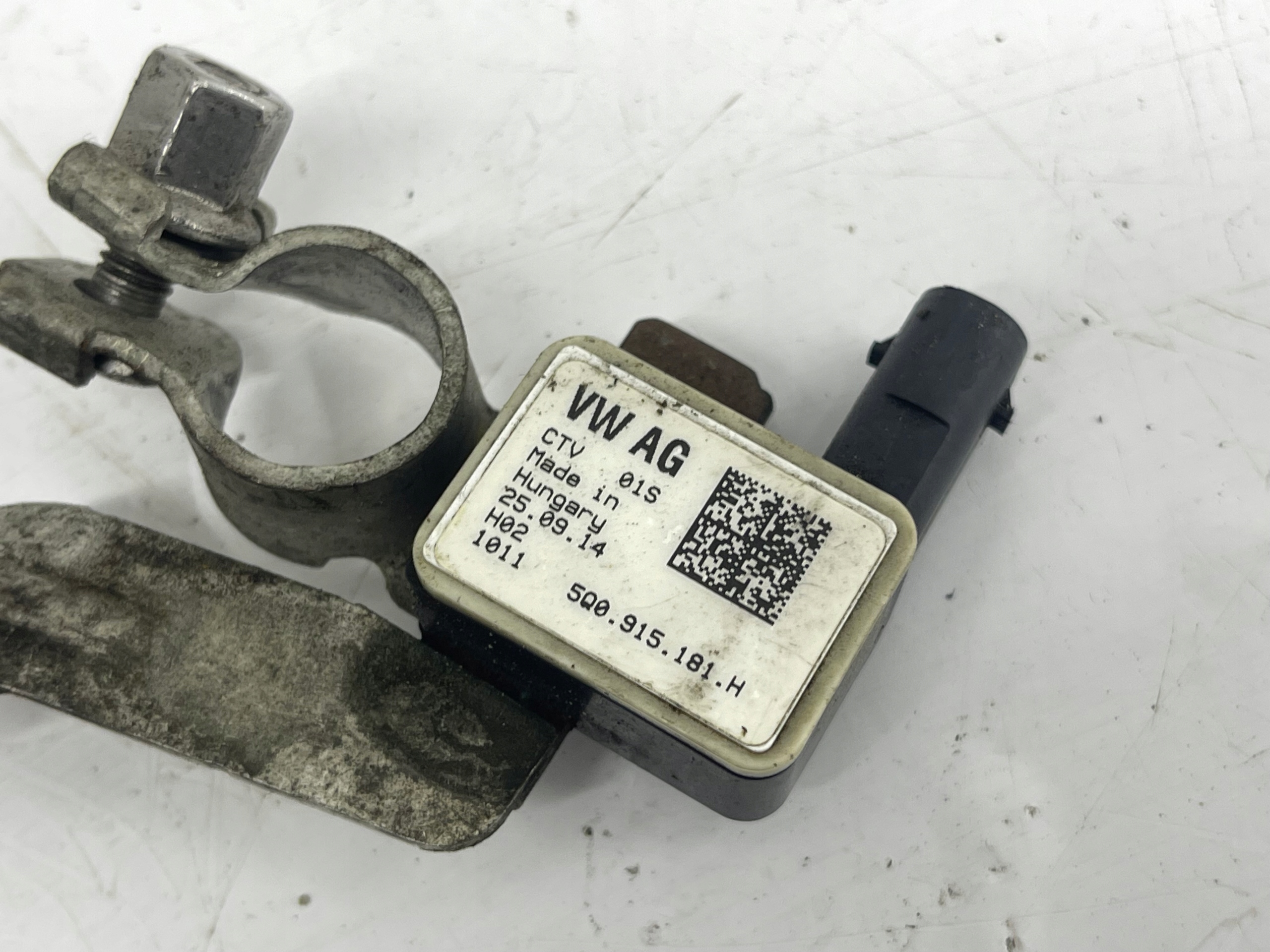 AUDI A3 8V Batteriemanagement Sensor 5Q0915181H