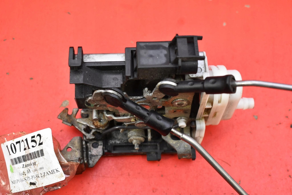 lock door right front front EU 8D1837016F AUDI A8 D2 sedan 94-99