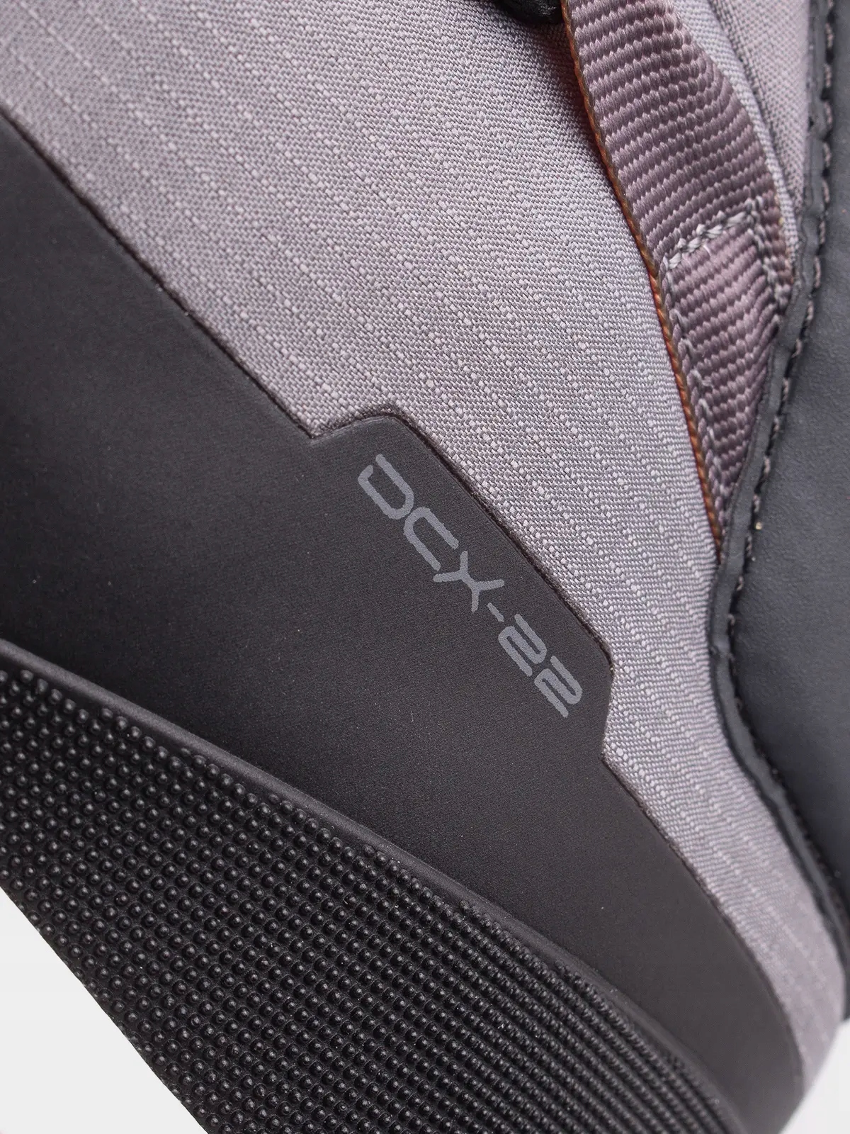 BUTY ZIMOWE DZIECIĘCE 4F JUNIOR TRAPERY OBUWIE JESIENNE SZUROWANE AW22M007 EAN (GTIN) 5903609627539