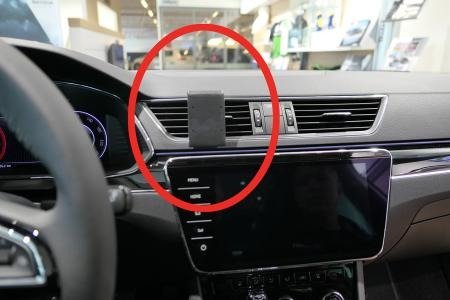 Brodit ProClip Skoda Superb 2020+ np. do Yanosik