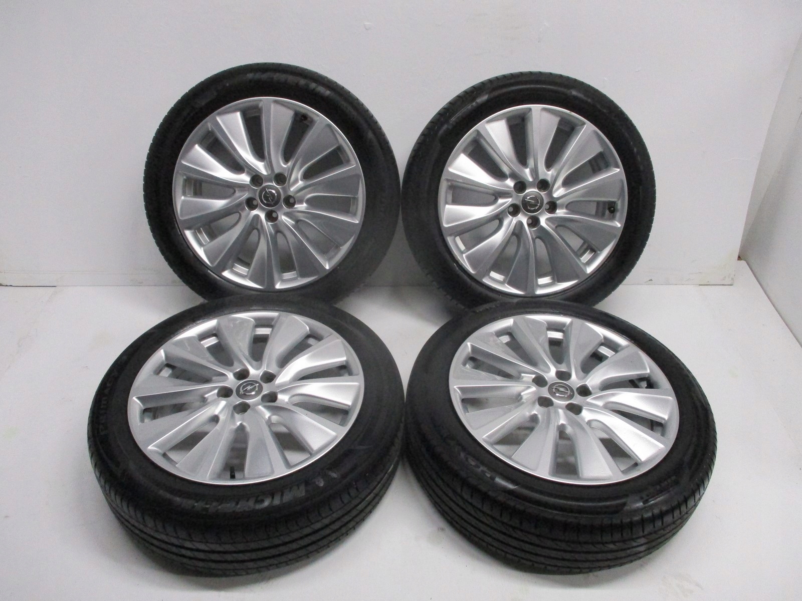 wheels discs tyres OPEL GRANDLAND X R19 6MM