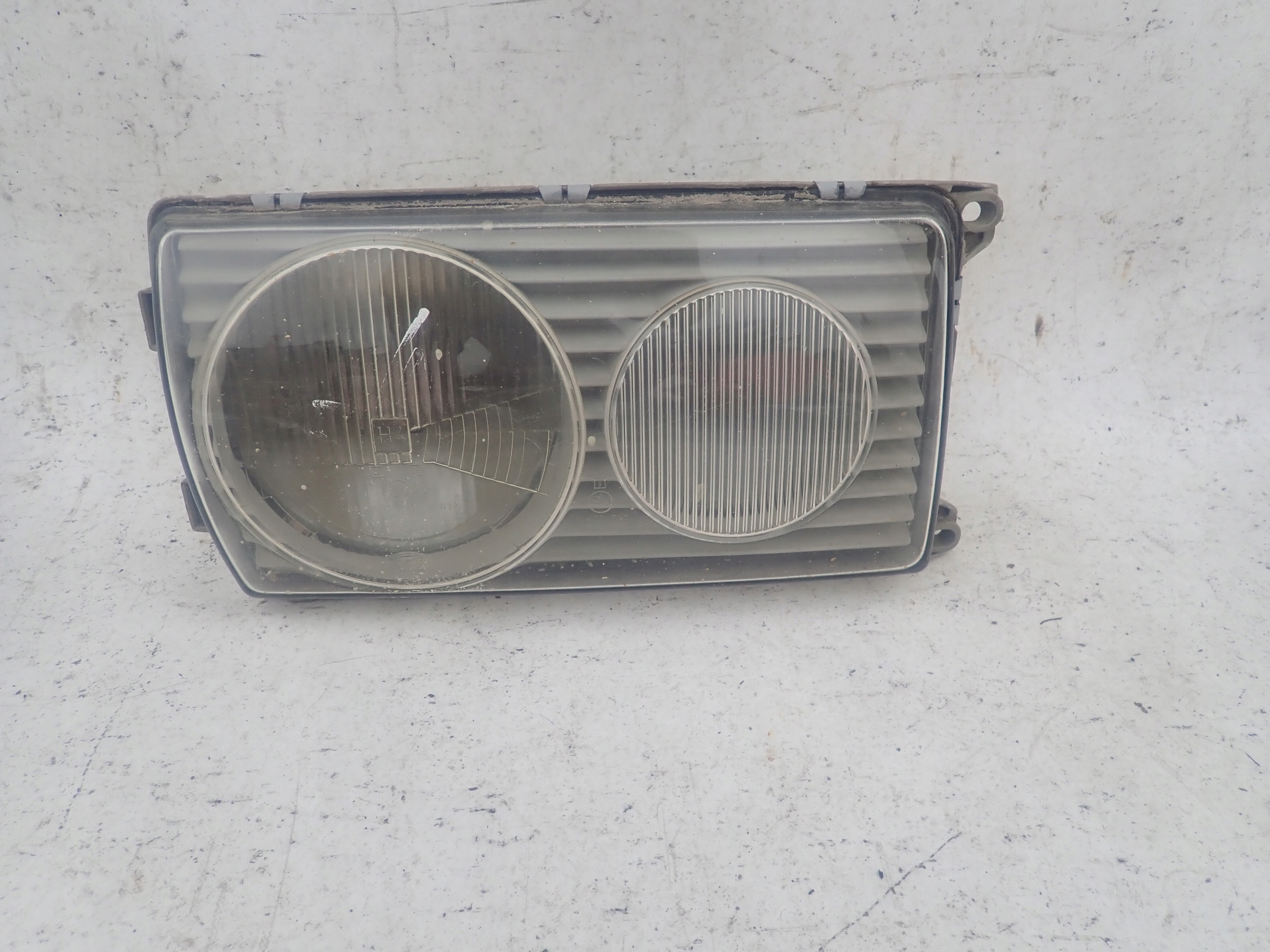 MERCEDES W123 light right front front