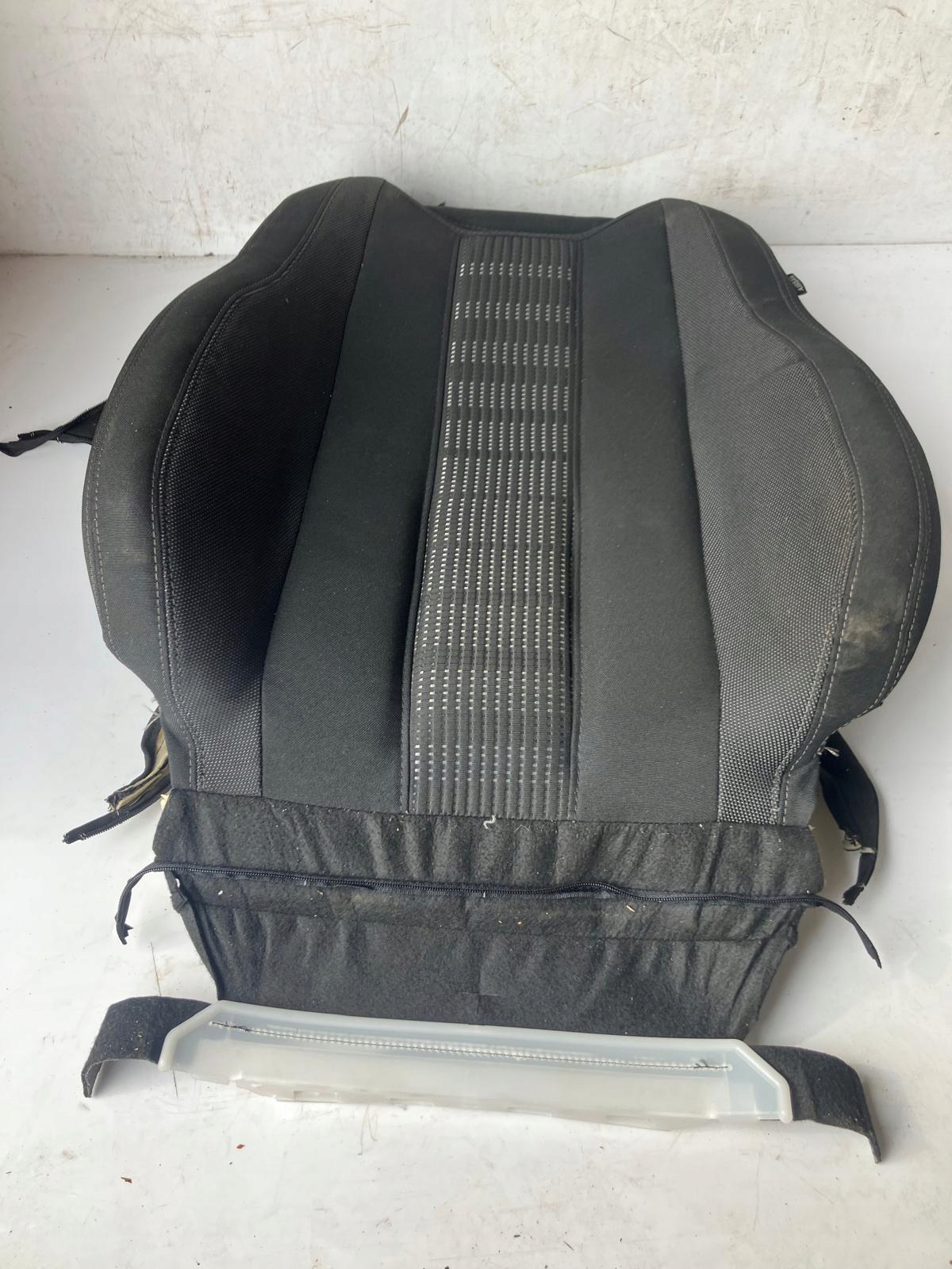 OPARCIE seat left front PEUGEOT 308 T9 GRZANE