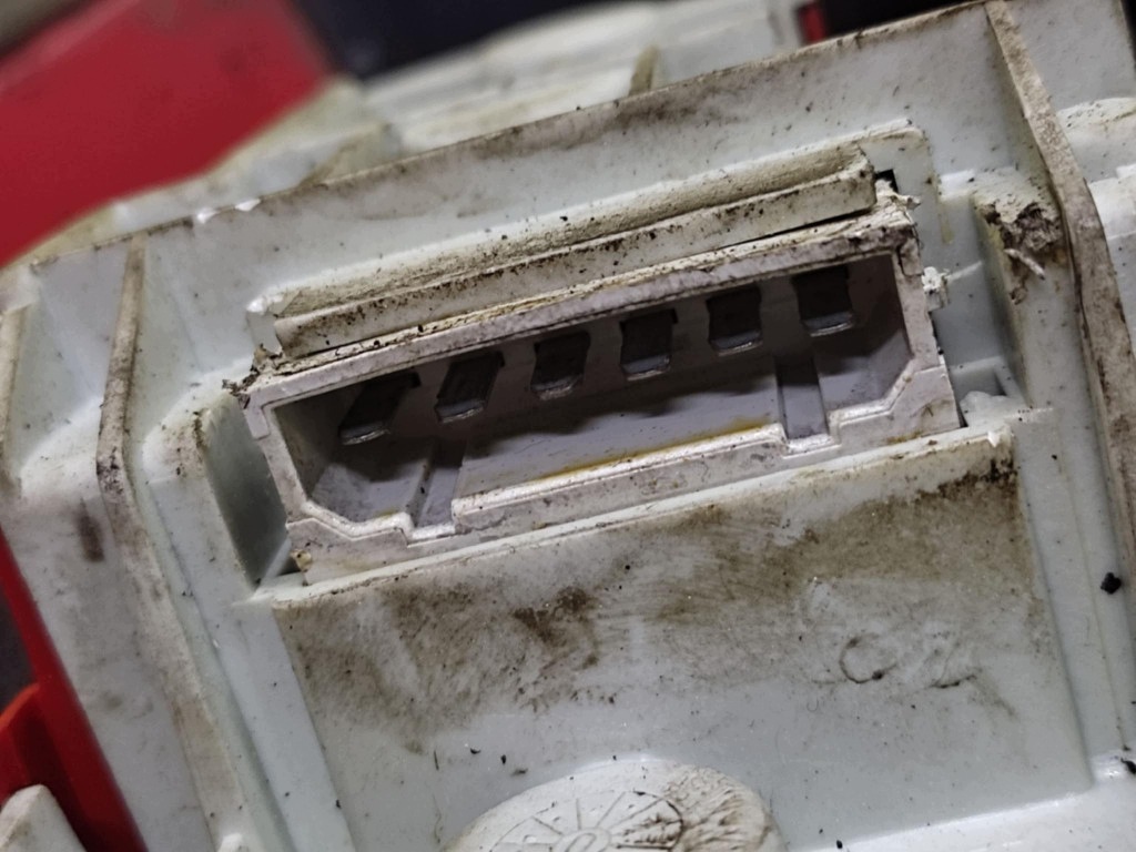 AUDI A3 8L light right rear part 8L0945096B