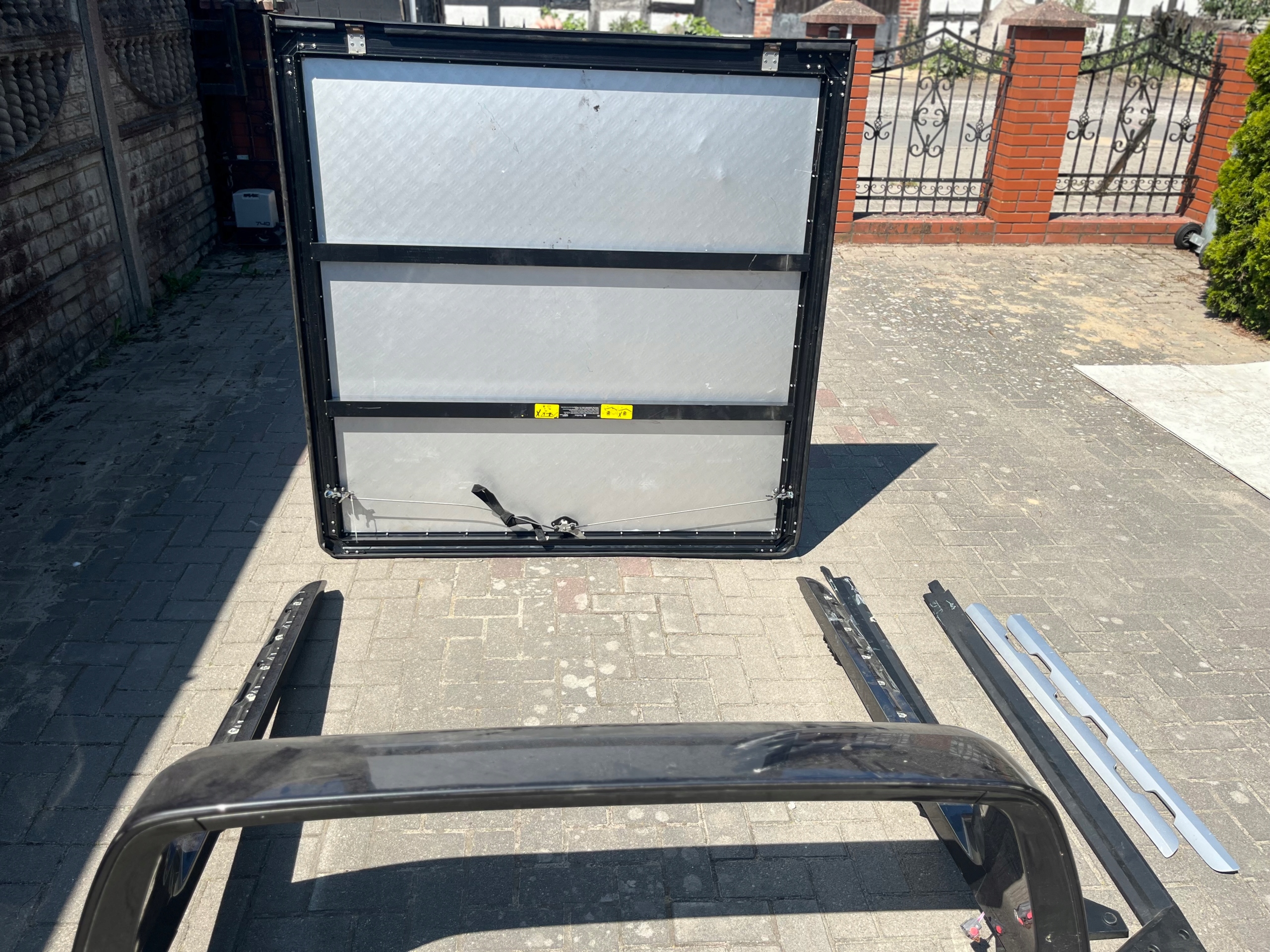 Roleta aluminiowa paki bagażnika Ford Ranger IV