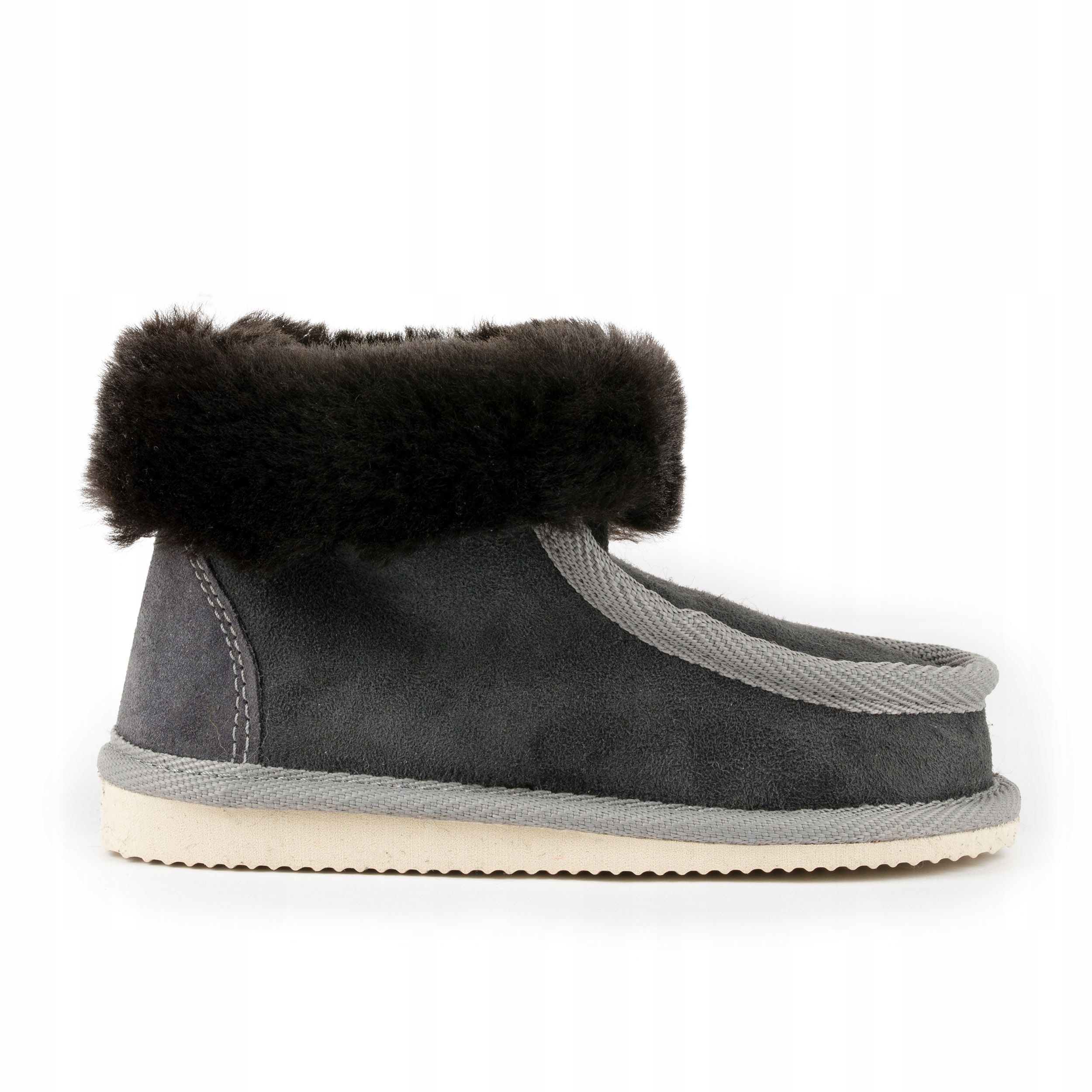 

Kapcie do przedszkola bambosze pantofle dziecięce