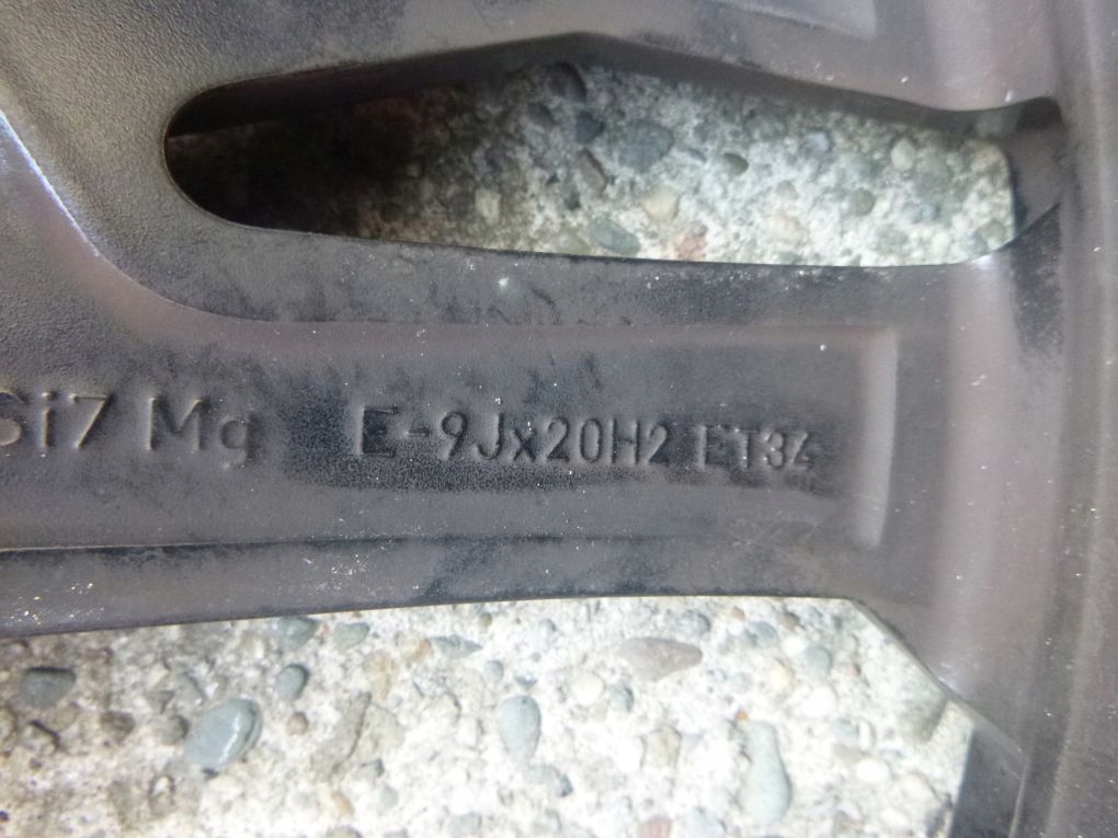 AUDI RS4 RS5 9.0 x 20 5x112 ET 34 disk hliníkový