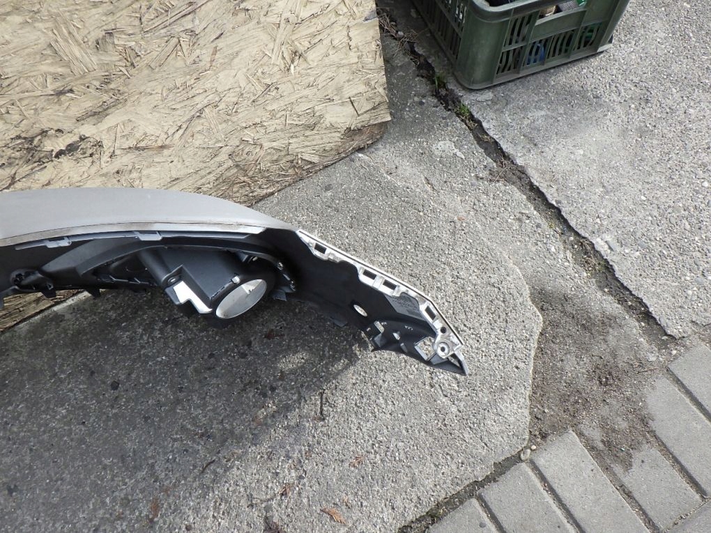 SEAT TARRACO 5FJ 19- front bumper