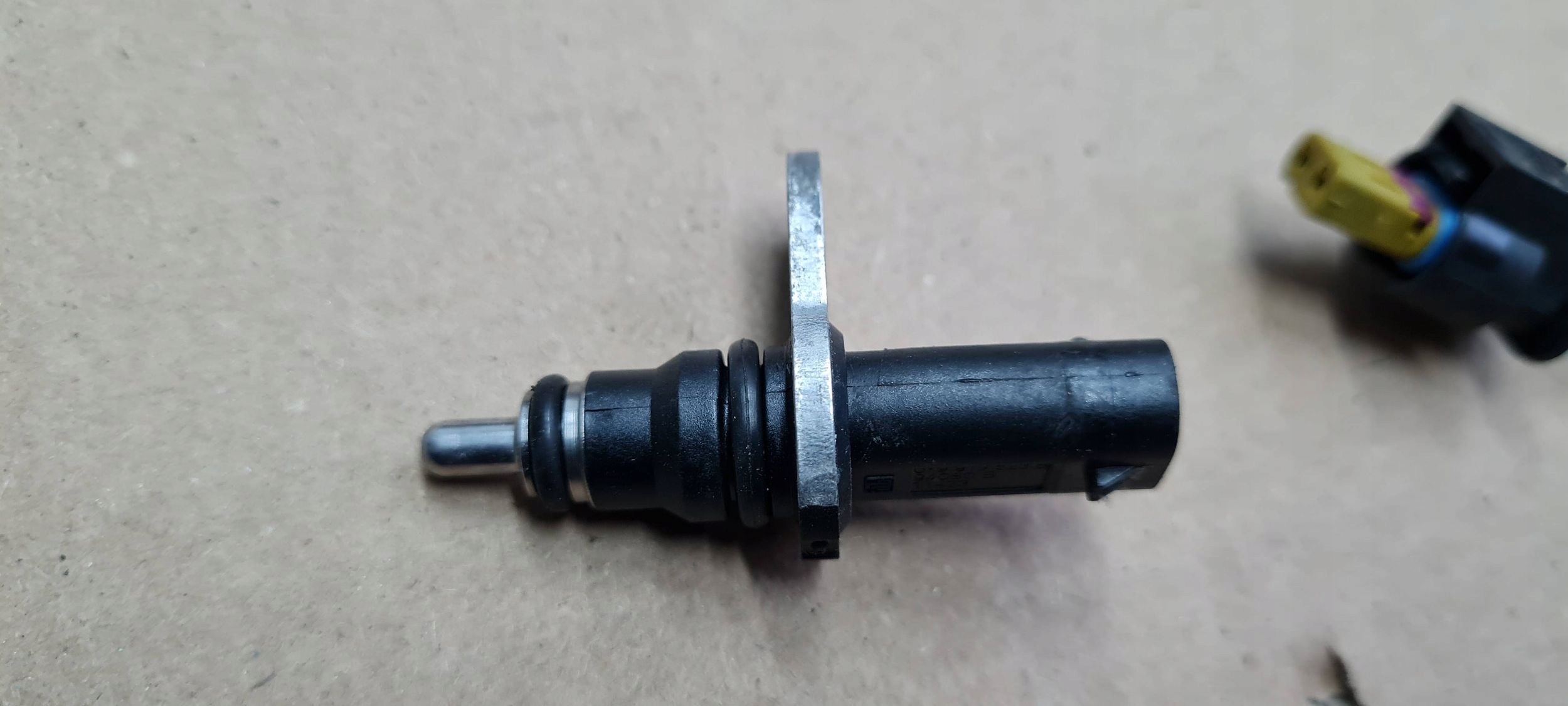 A6 C8 4K sensor TEMPERATURY connecting spoiler 2.9 TFSI 079919523B S4 B9 RS4 S5 A7 4K