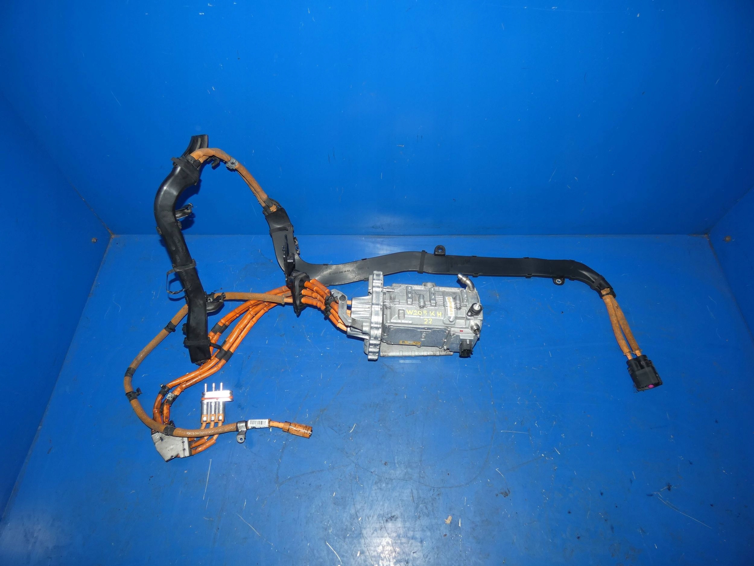 MERCEDES C KLASA W205 HYBRYDA FALOWANIK INWERTER control unit engine