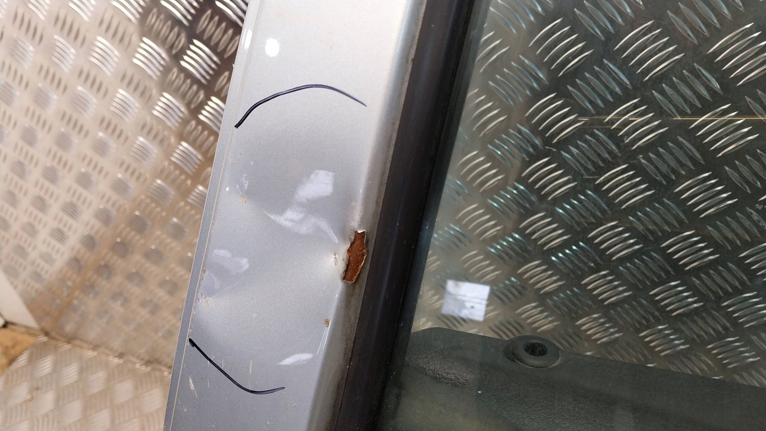 Portière Arrière Gauche VW GOLF IV HATCHBACK 97