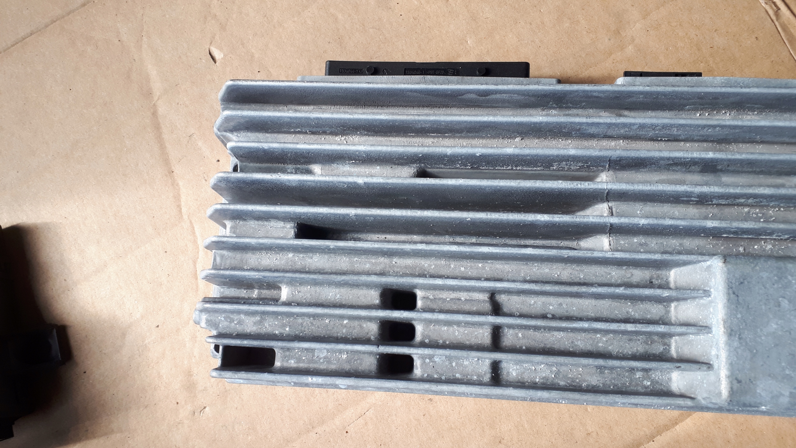 S4 B8 LIFT A4 amplifier bang OLUFSEN 8T1035223A