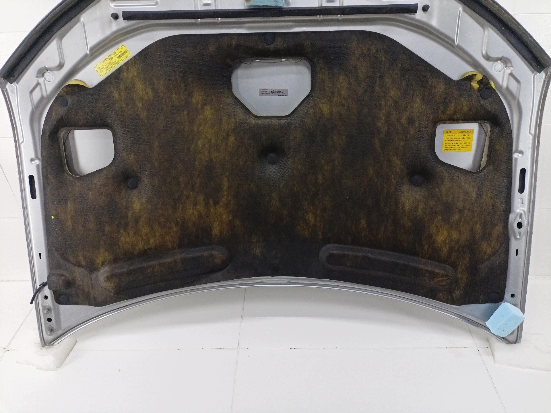 Capot Mitsubishi Outlander 2 facelift 2010 MD332024C