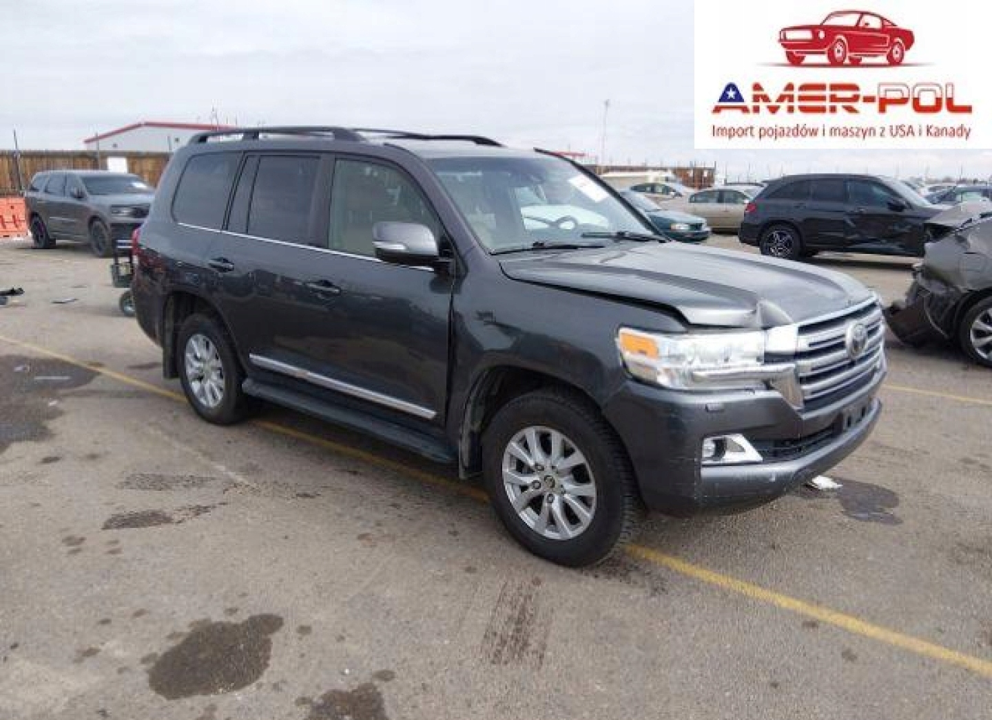 Toyota Land Cruiser V8 2017 5.7 Benzyna 381KM