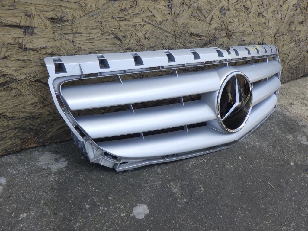 MERCEDES B KLASA 246 W246 11- Grille