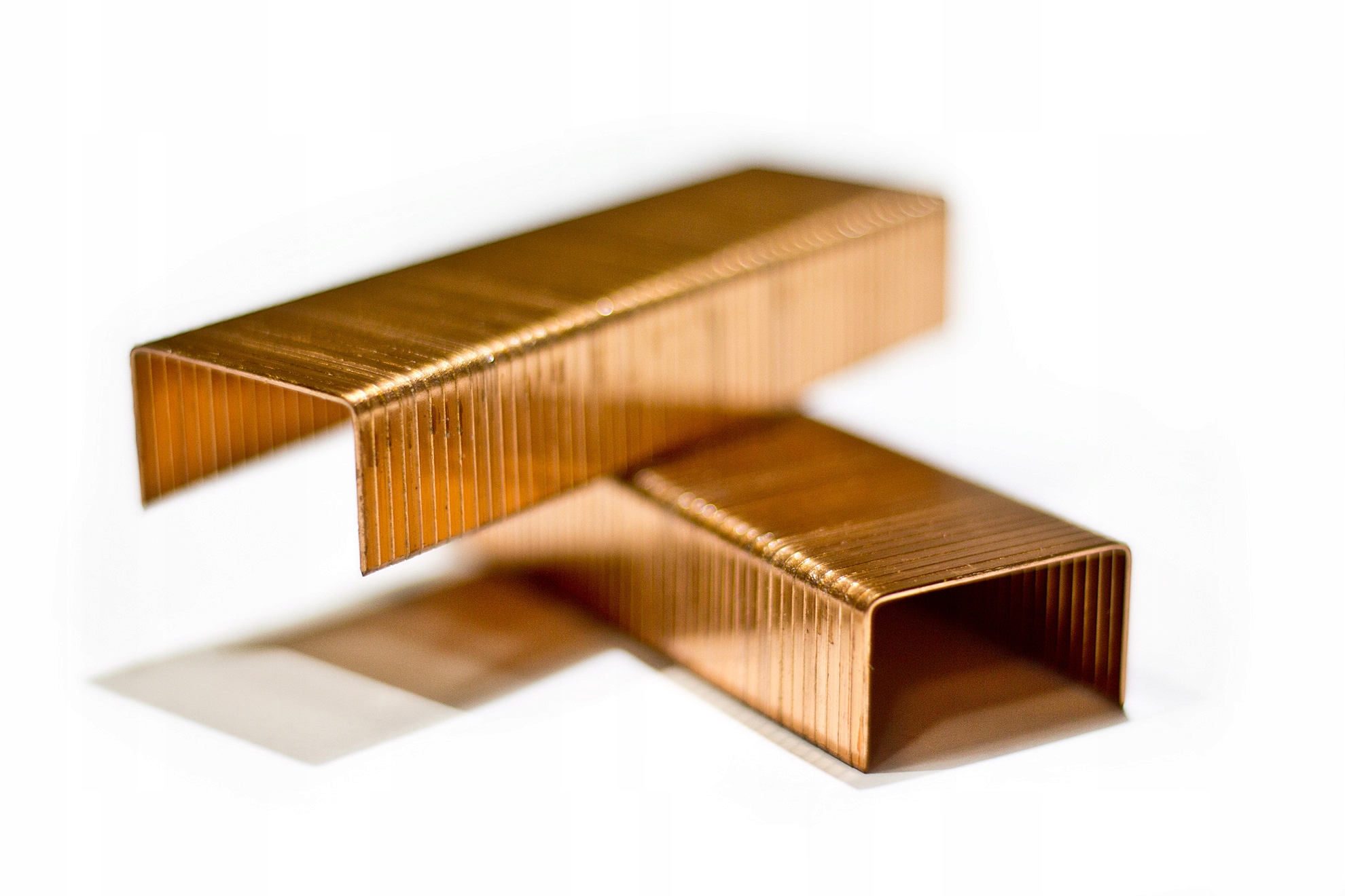 Zszywki do zamykania kartonów 32/21mm -2 tys. szt.