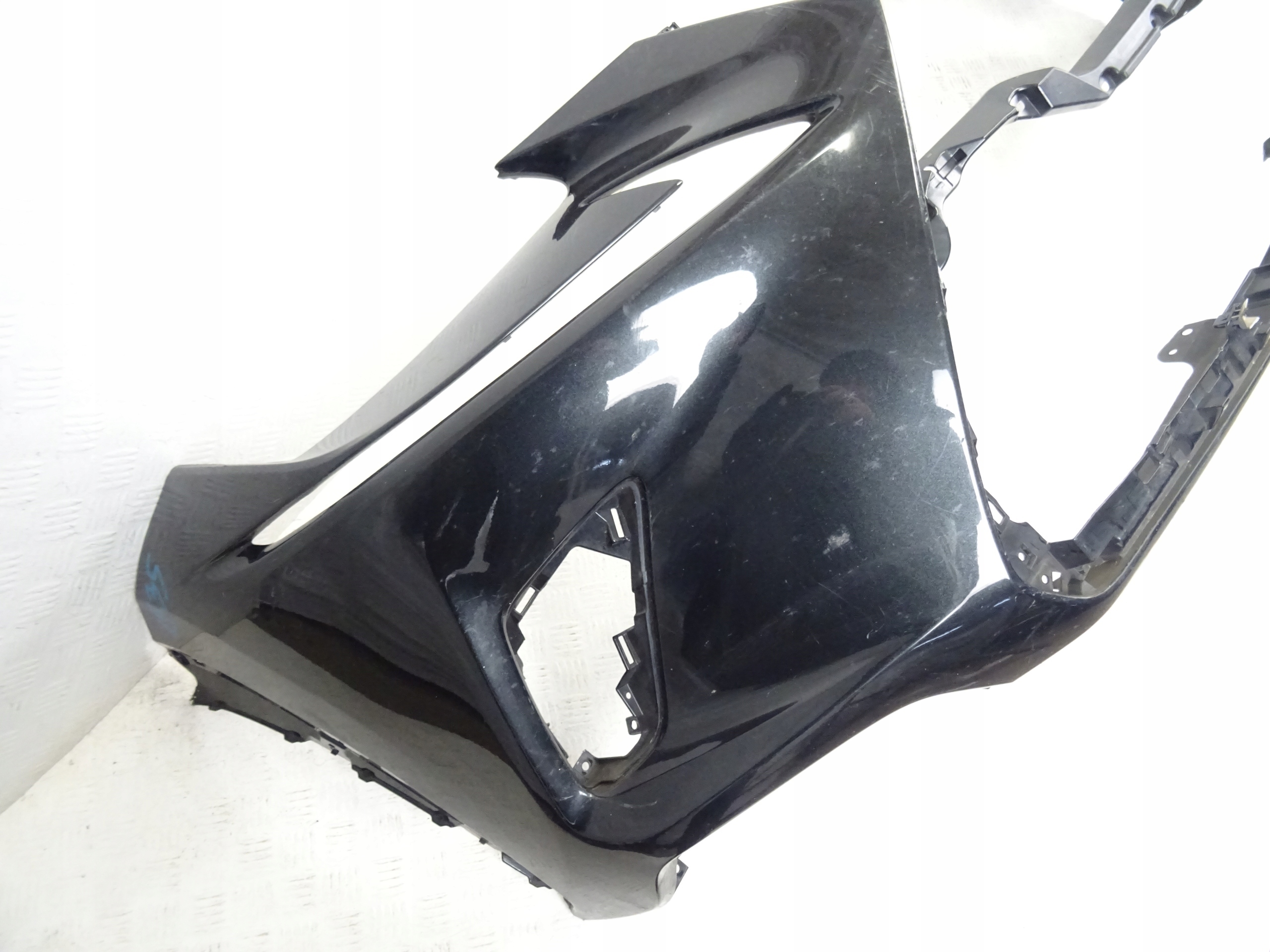 Lexus NX 300H LIFT bumper front front | GetMotor