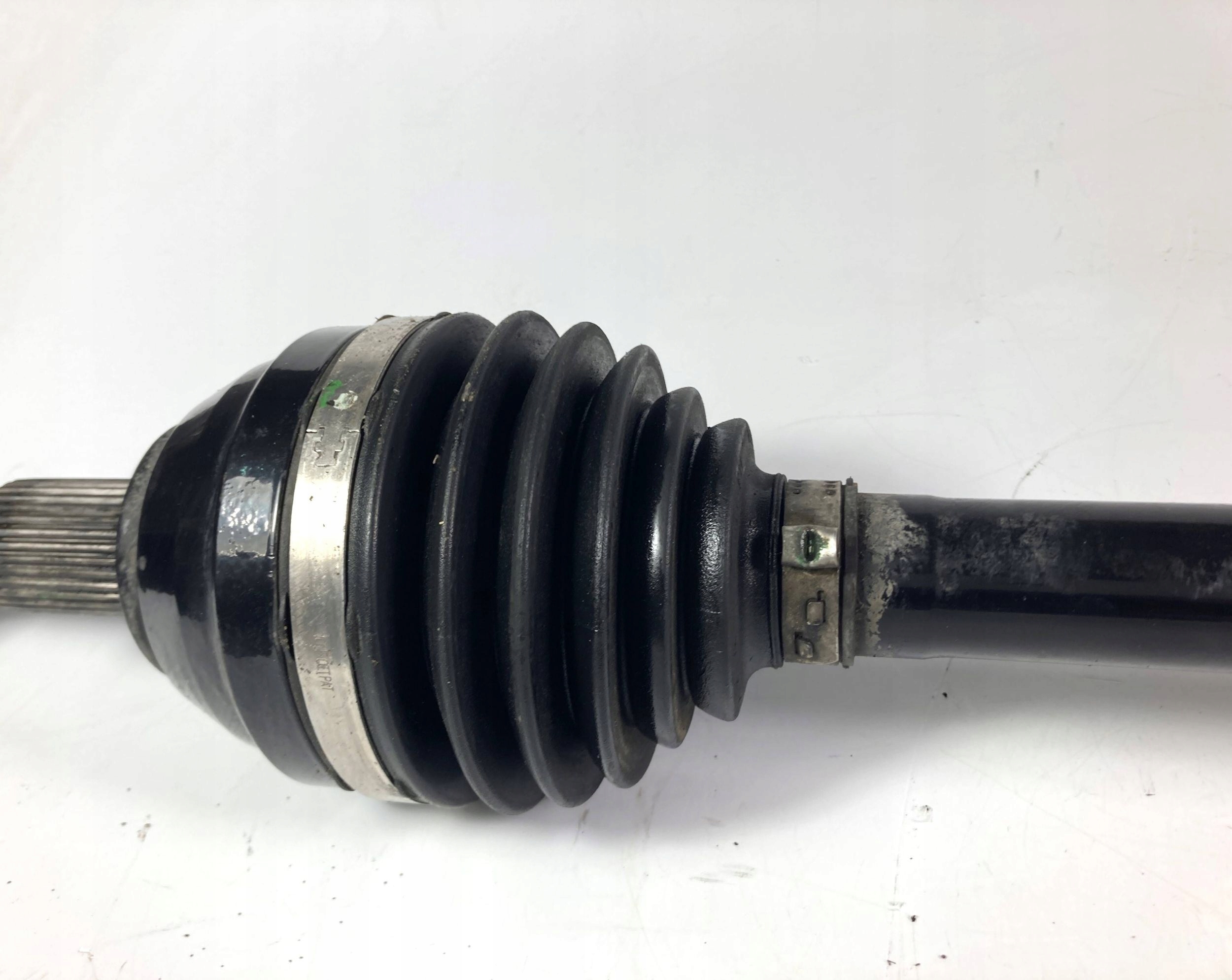 Chrysler Pacifica hybryda 2017-26 semi-axis left front front