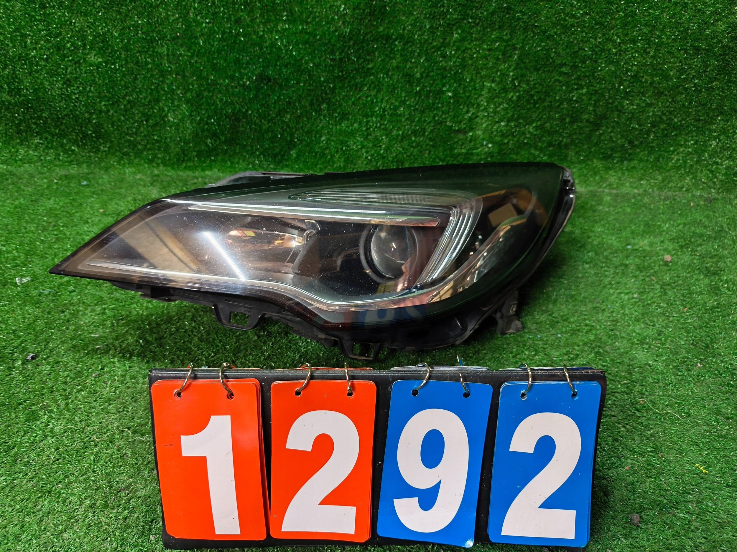 REFLEKTOR left front OPEL ASTRA K lens LED NR.R1292
