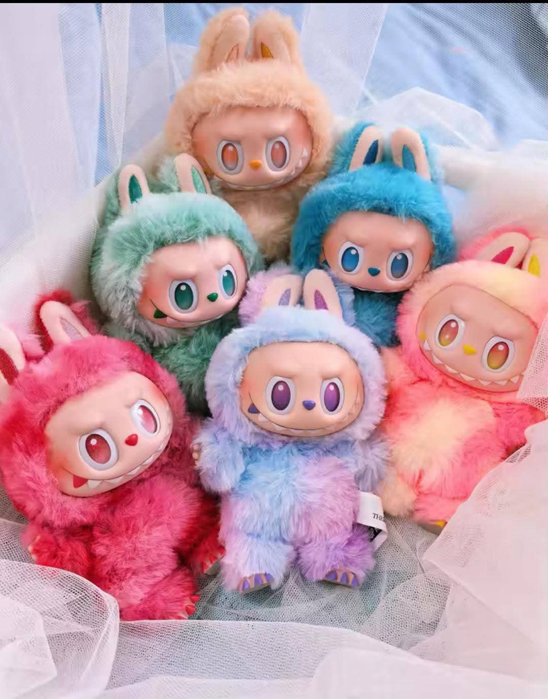 MASKOTKA LABUBU ZESTAW 3w1 BIG INTO ENERGY - HAVE A SEAT