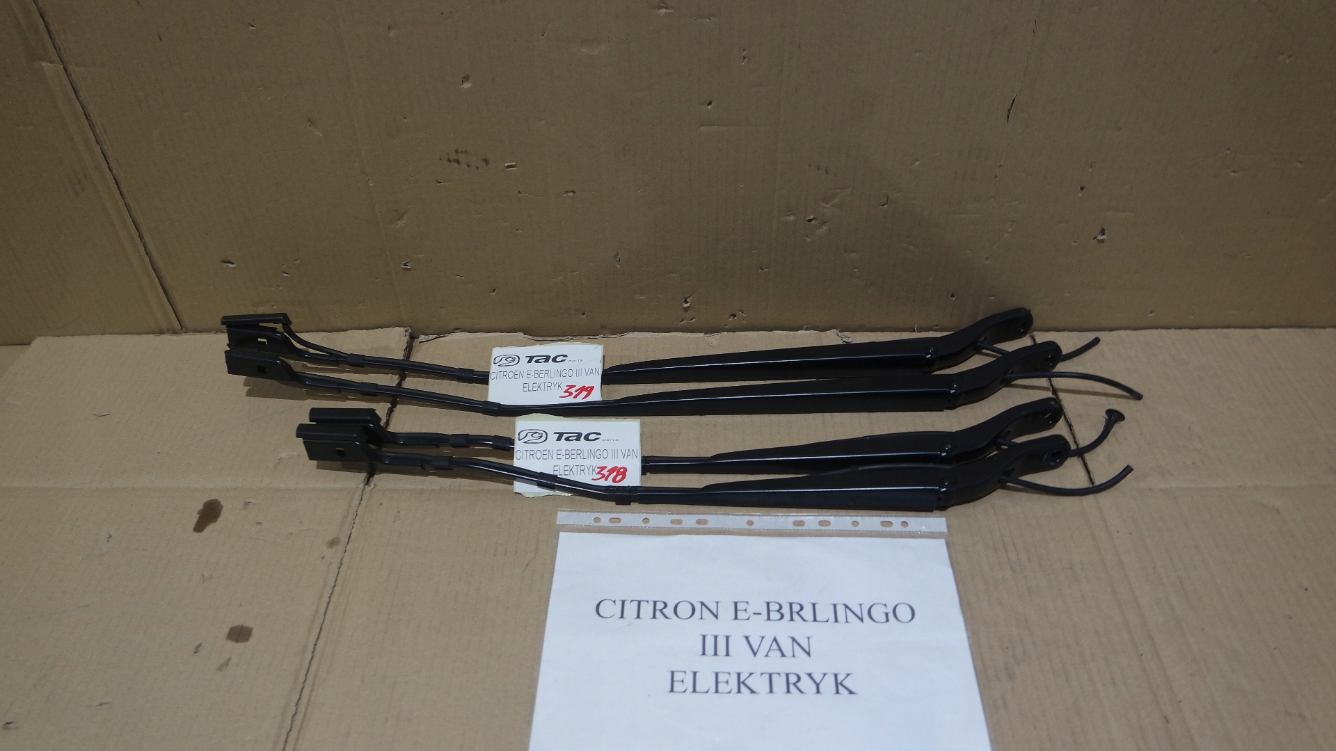 RAMIĘ RAMIONA WYCIERACZEK CITROEN E-BERLINGO IV RIFTER COMBO 2023R.