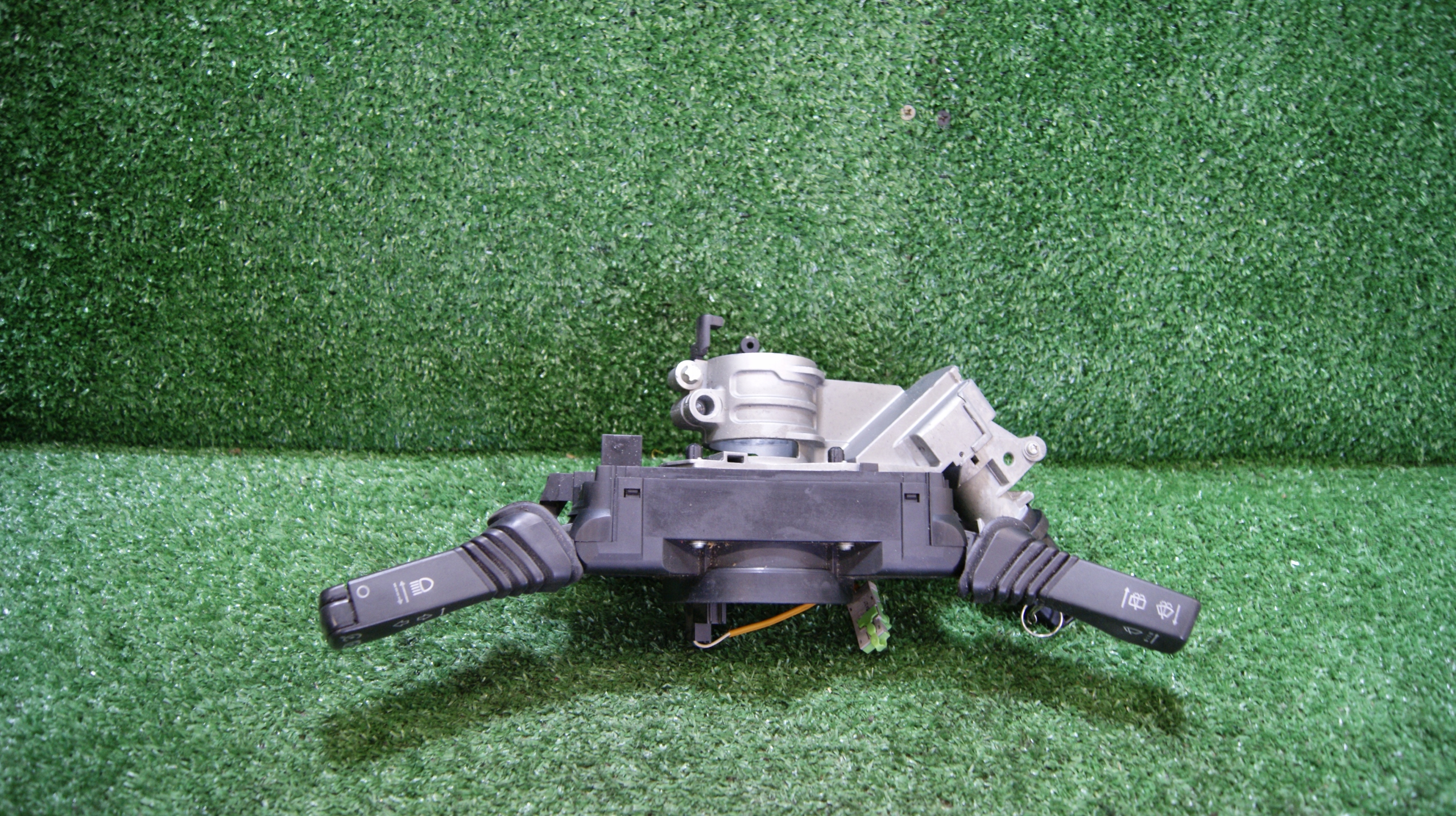 Commodo essuie glace OPEL ASTRA H 13197721 203780 Module CIM