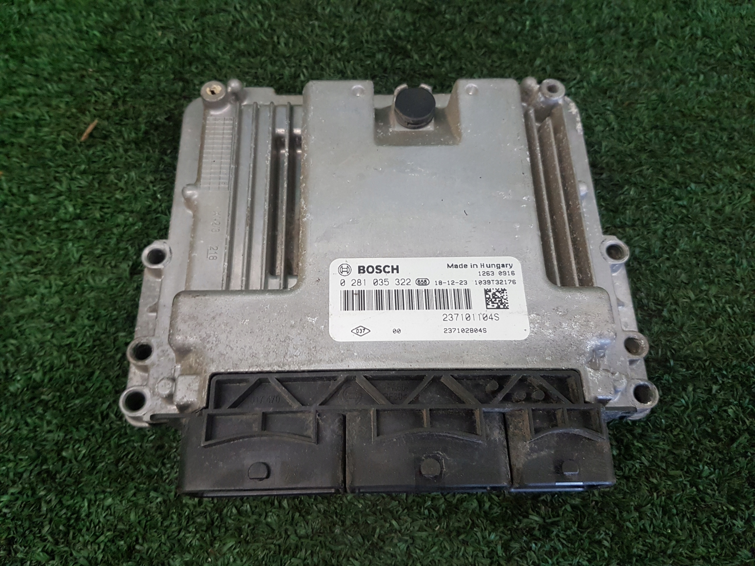 computer of the engine control unit RENAULT KOLEOS 2 2018 0281035322 237102804S 2.0D