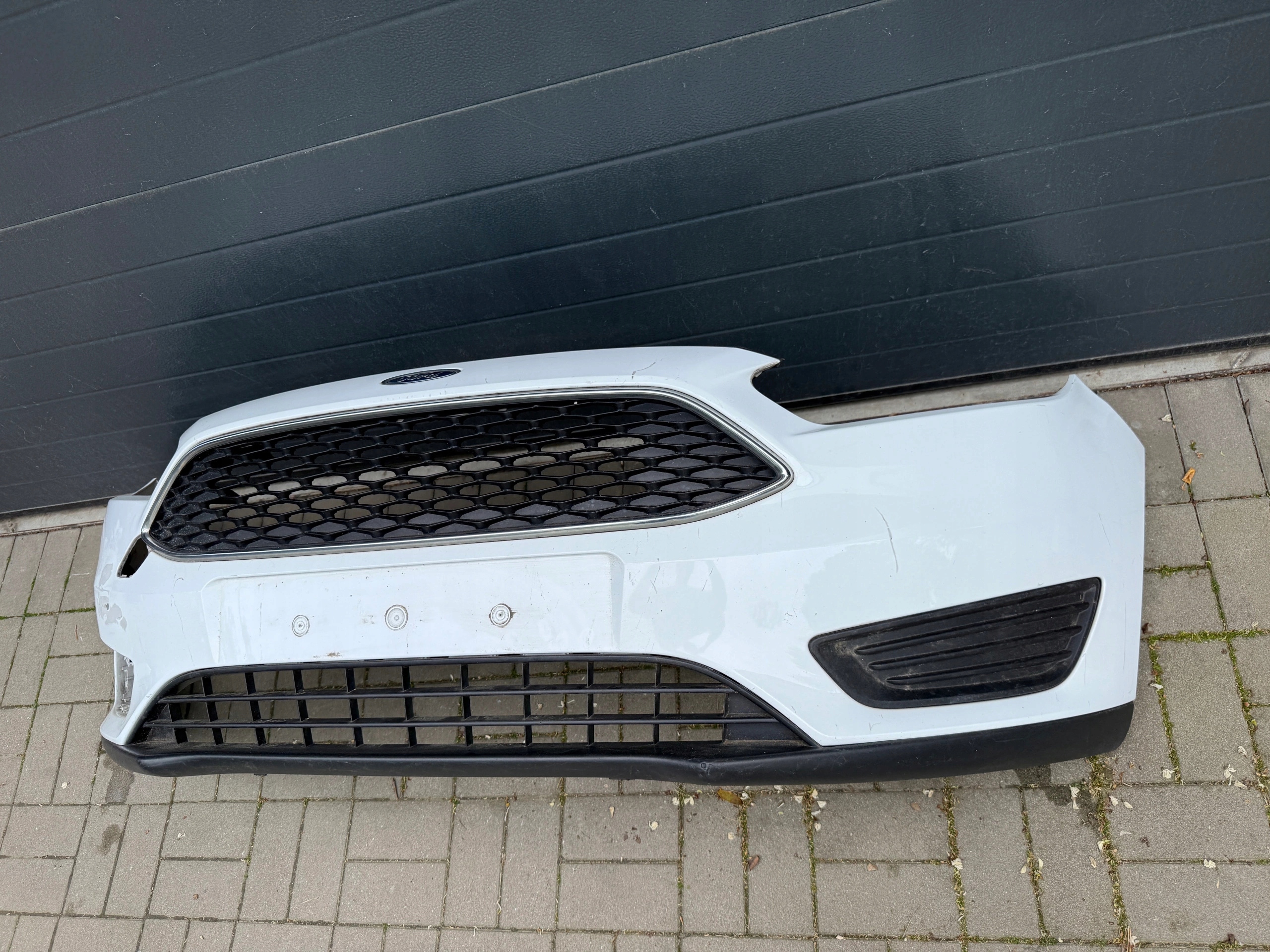 Ford Focus Mk3 14- Lift bumper front front
