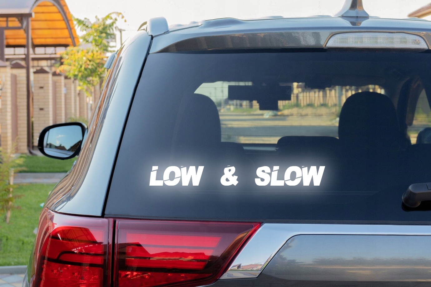 Low & Slow - Naklejka na samochód na auto - Odblaskowa Producent Inny