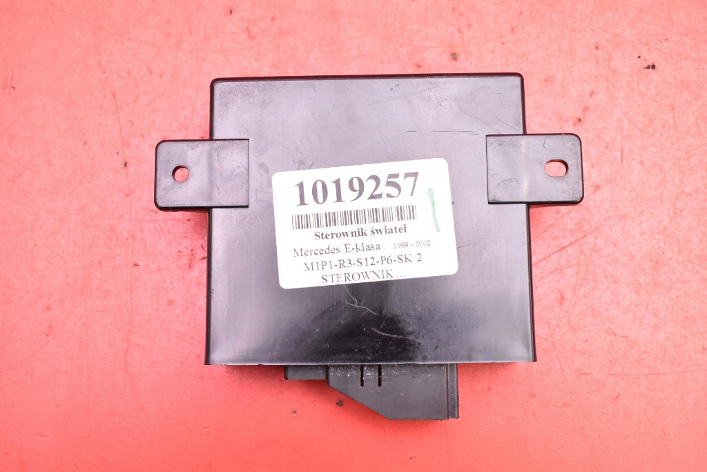 Centralina modulo luci A2108206426 MERCEDES E-KLASA W210 LIFT 99-02
