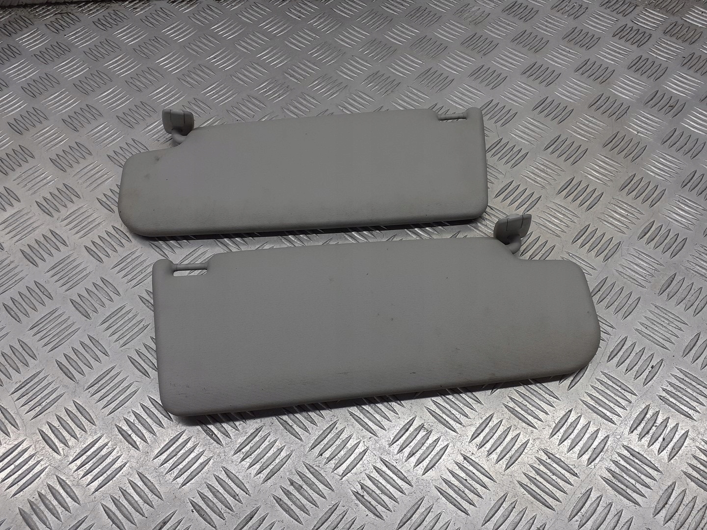 солнцезащитный козырек левый vw Golf V PLUS