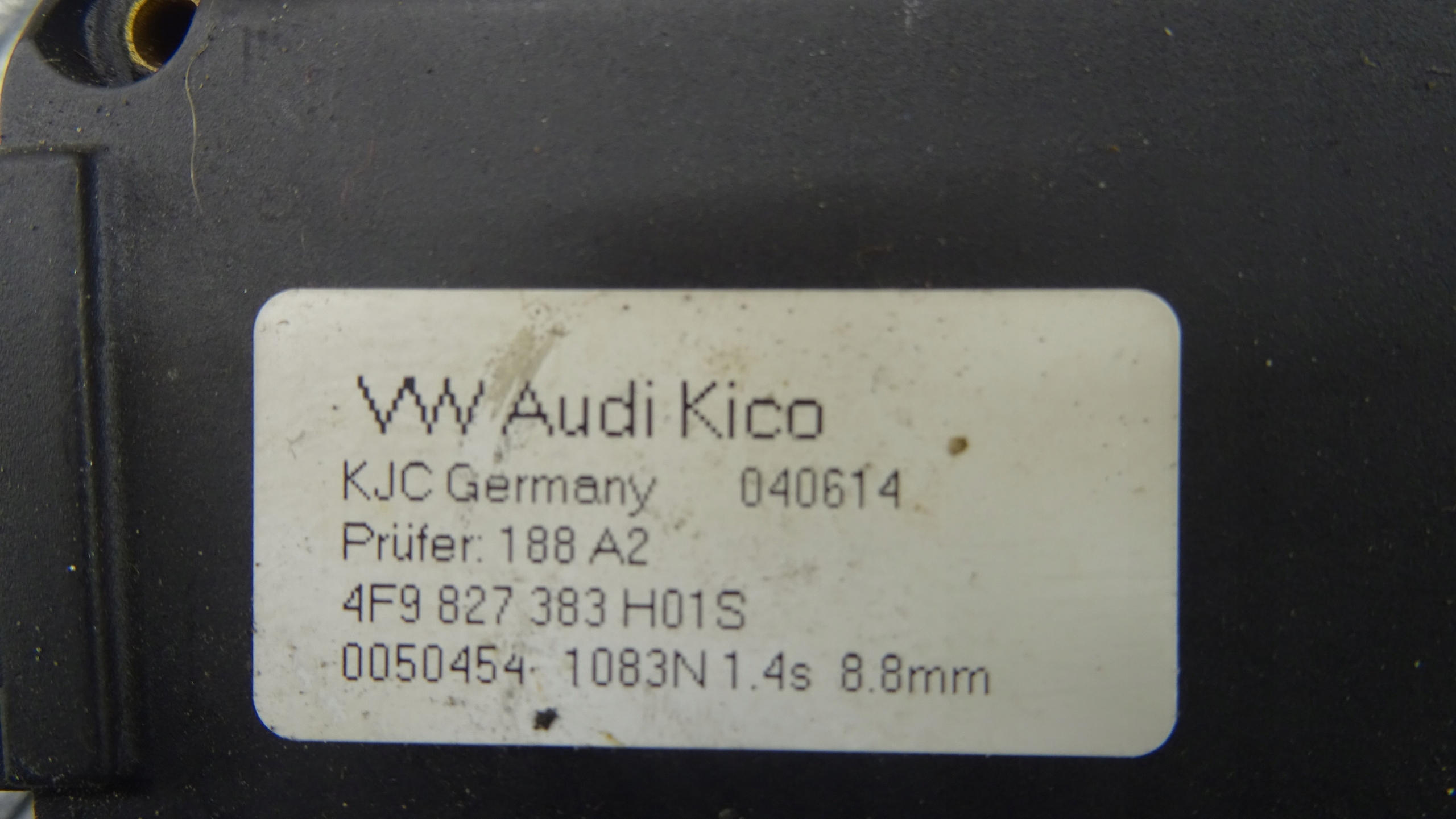 AUDI A6 C7 DOCIAG bonnet boot 4F9827383H