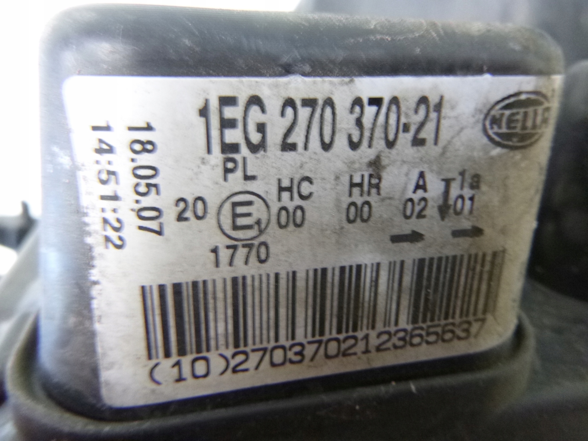 light front Opel Astra H 2006r. 1EG270370