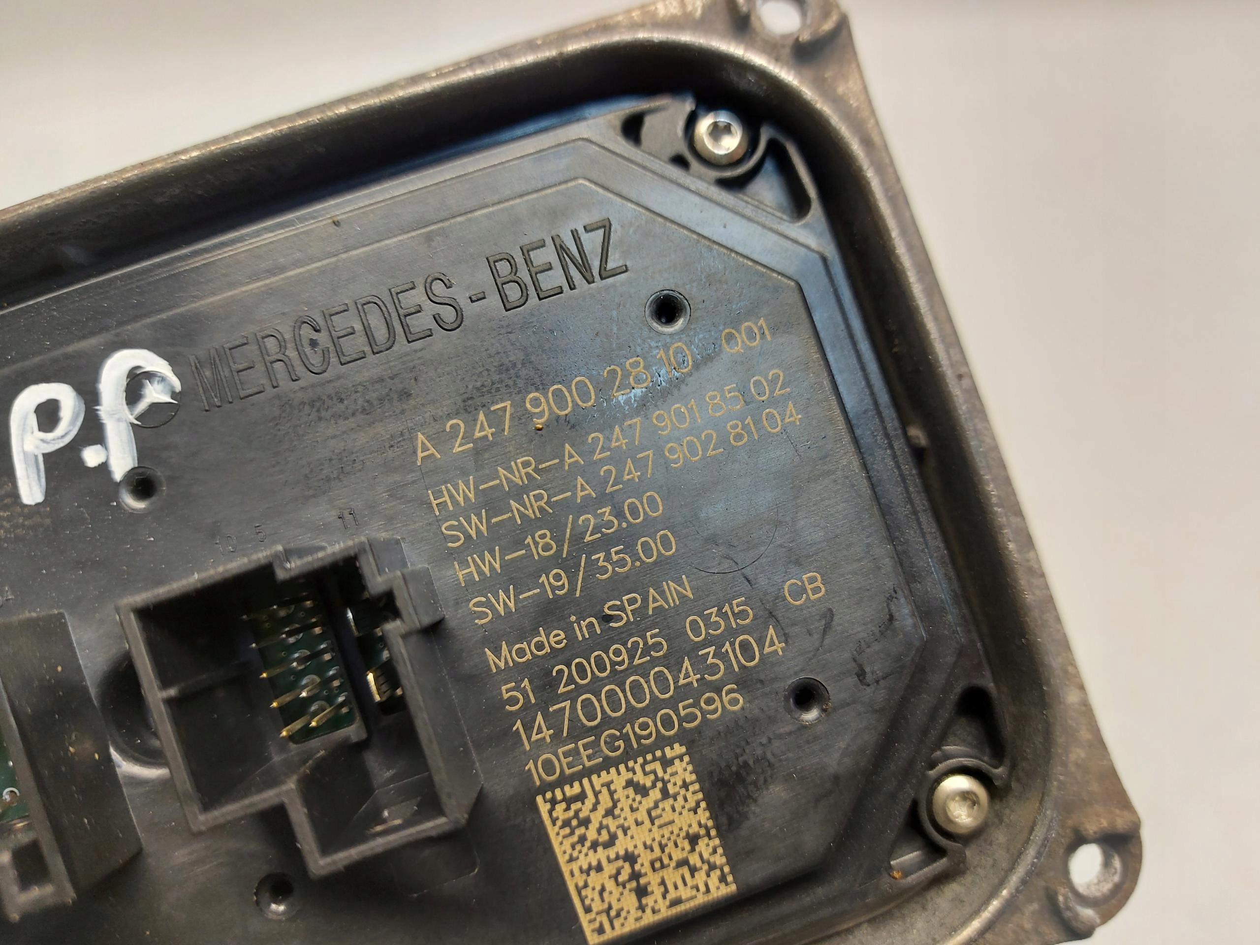Mercedes EQC 400 W293 control unit module lights A2479002810