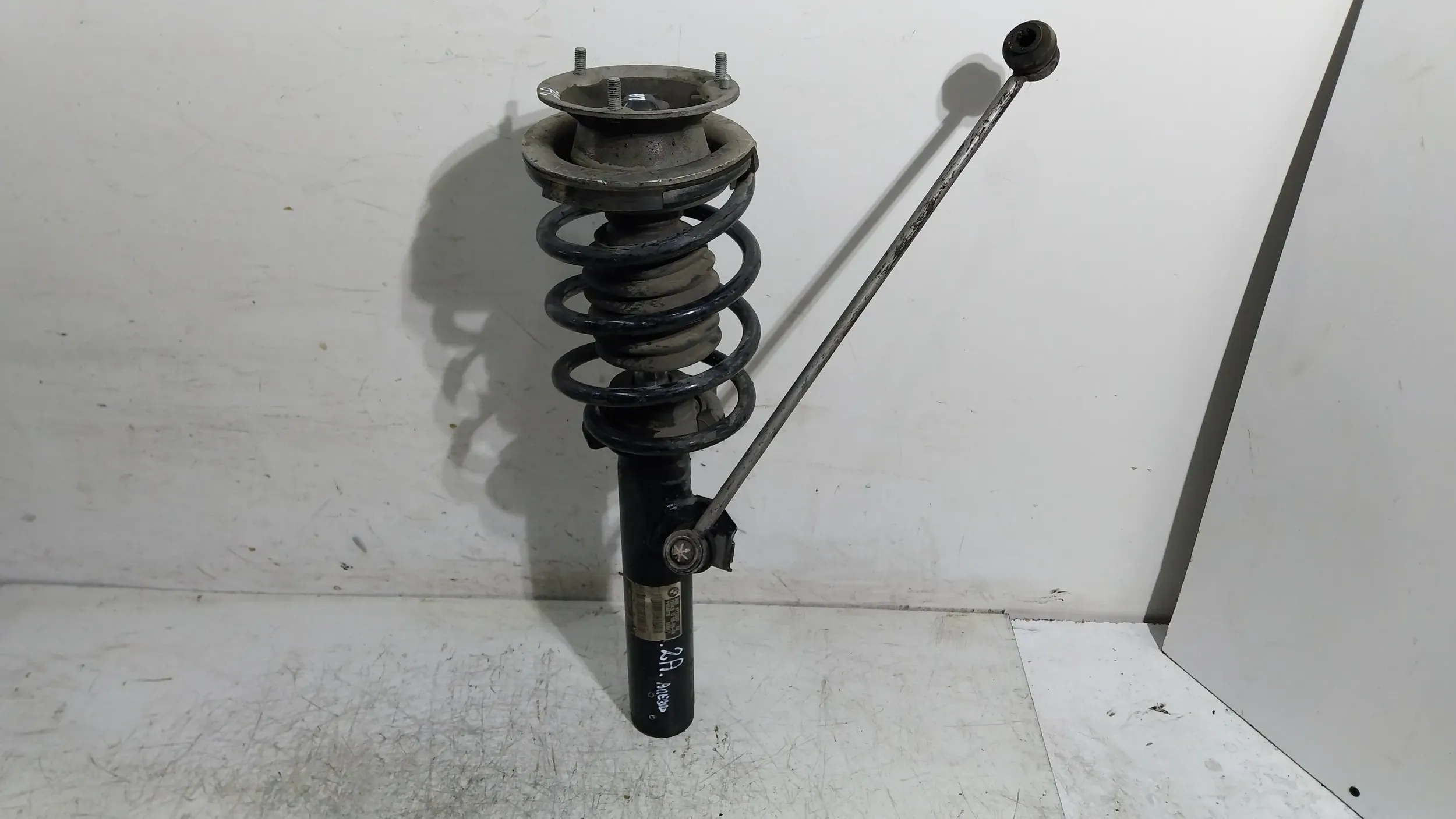 shock absorber front right 6772220 BMW E69 XDrive 4x4