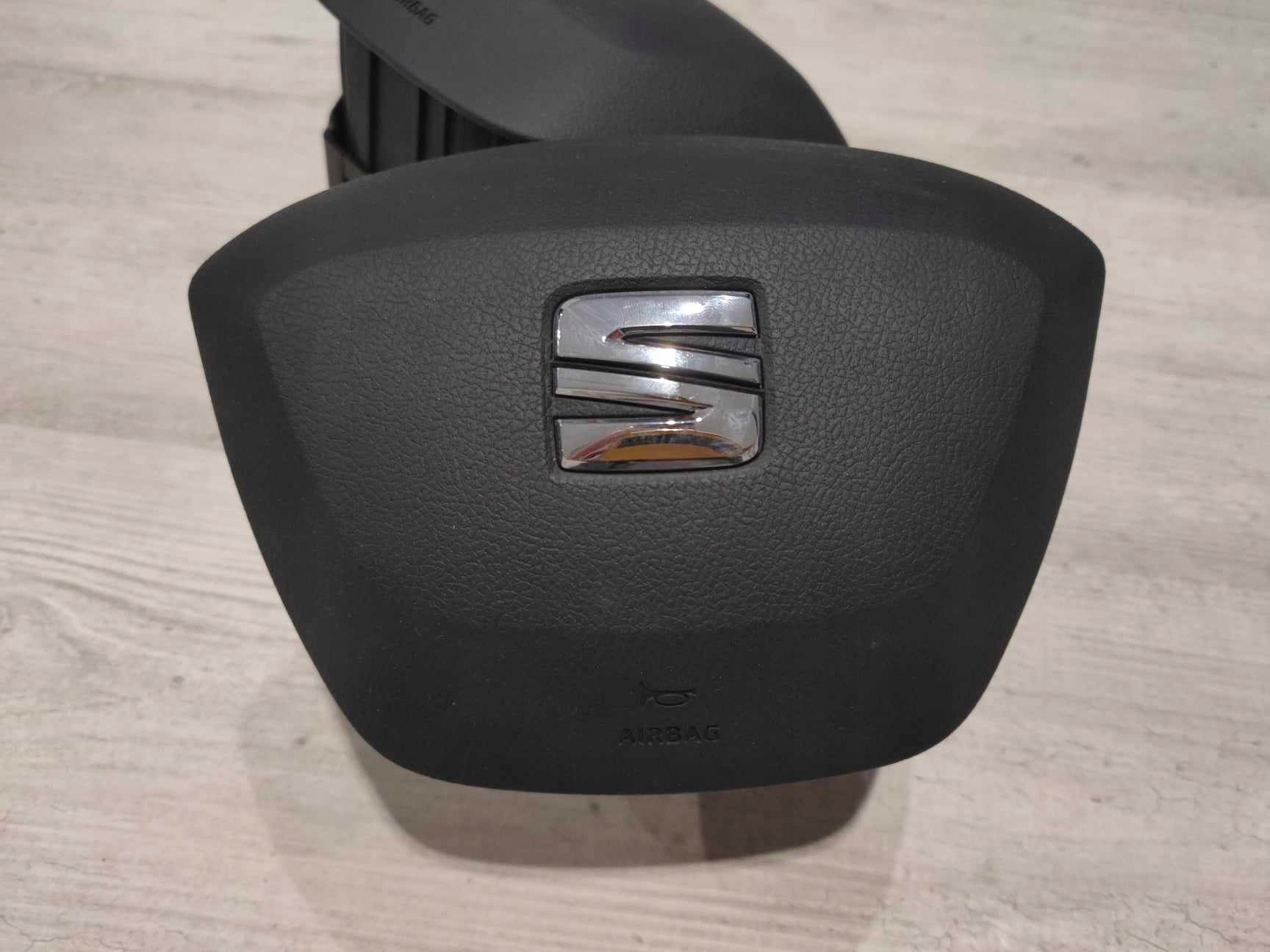 AIRBAG SEAT LEON III 3f 2012-2020 ПОДУШКА ОРИГІНАЛ ХОРОША