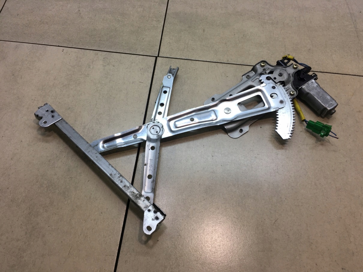 window regulator left rear part LEGACY III