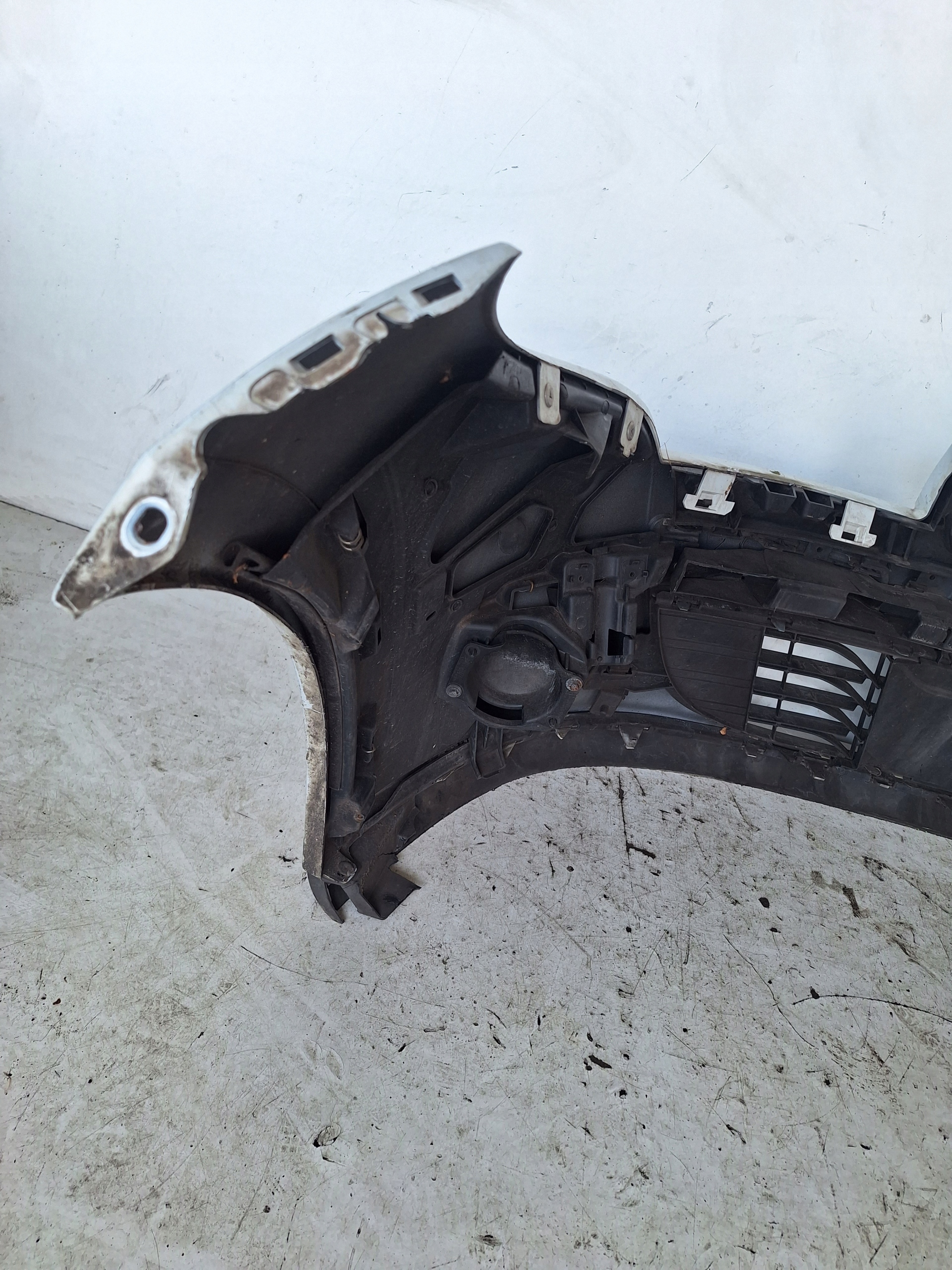 RENAULT MEGANE III 08-11 bumper