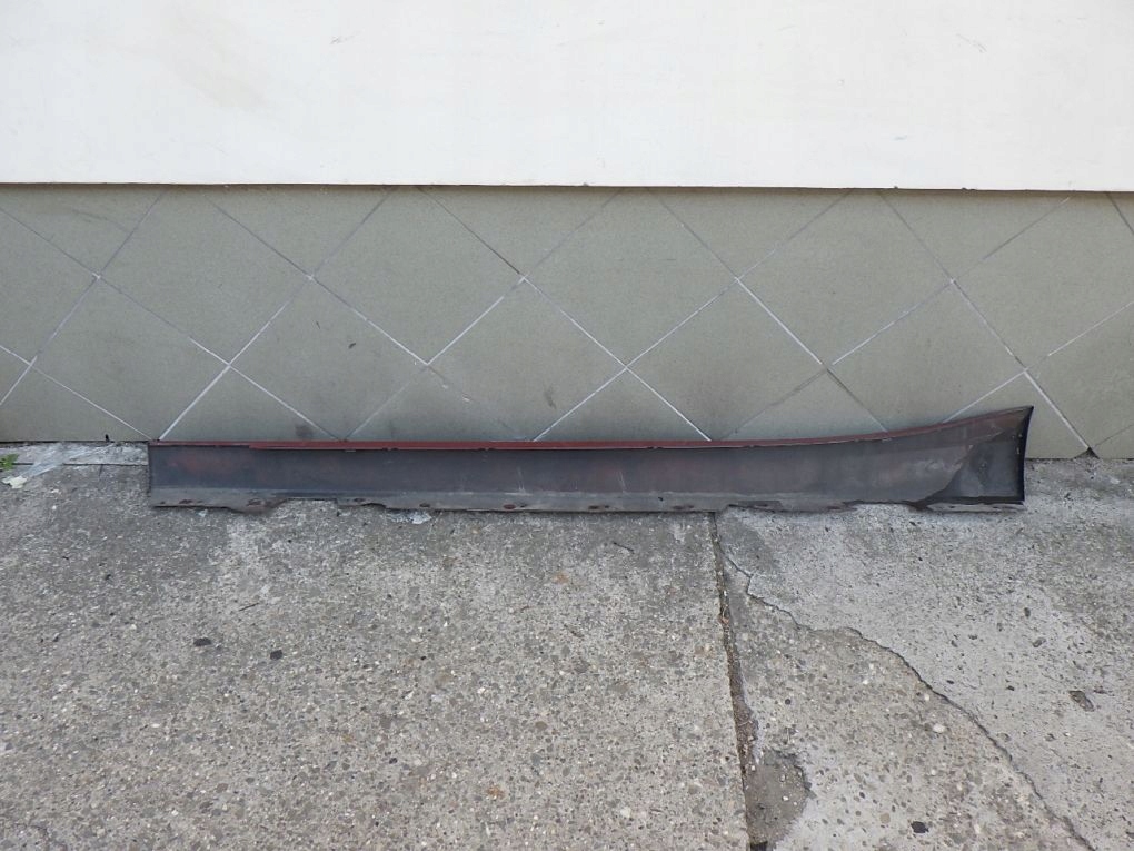 BMW 1 F20 moulding threshold right