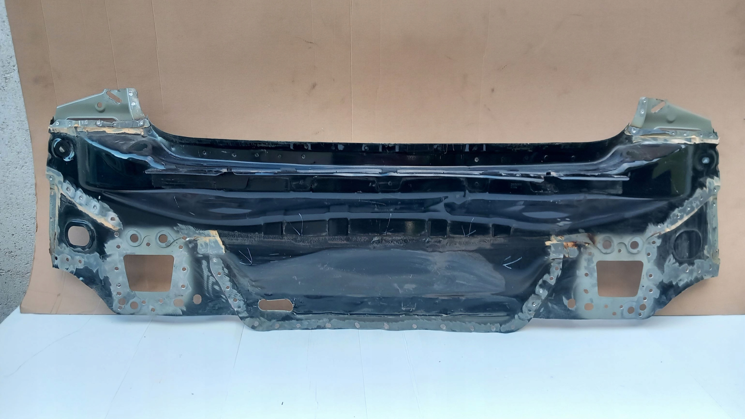 Polestar 2 II pas tylny ściana tył BYDGOSZCZ