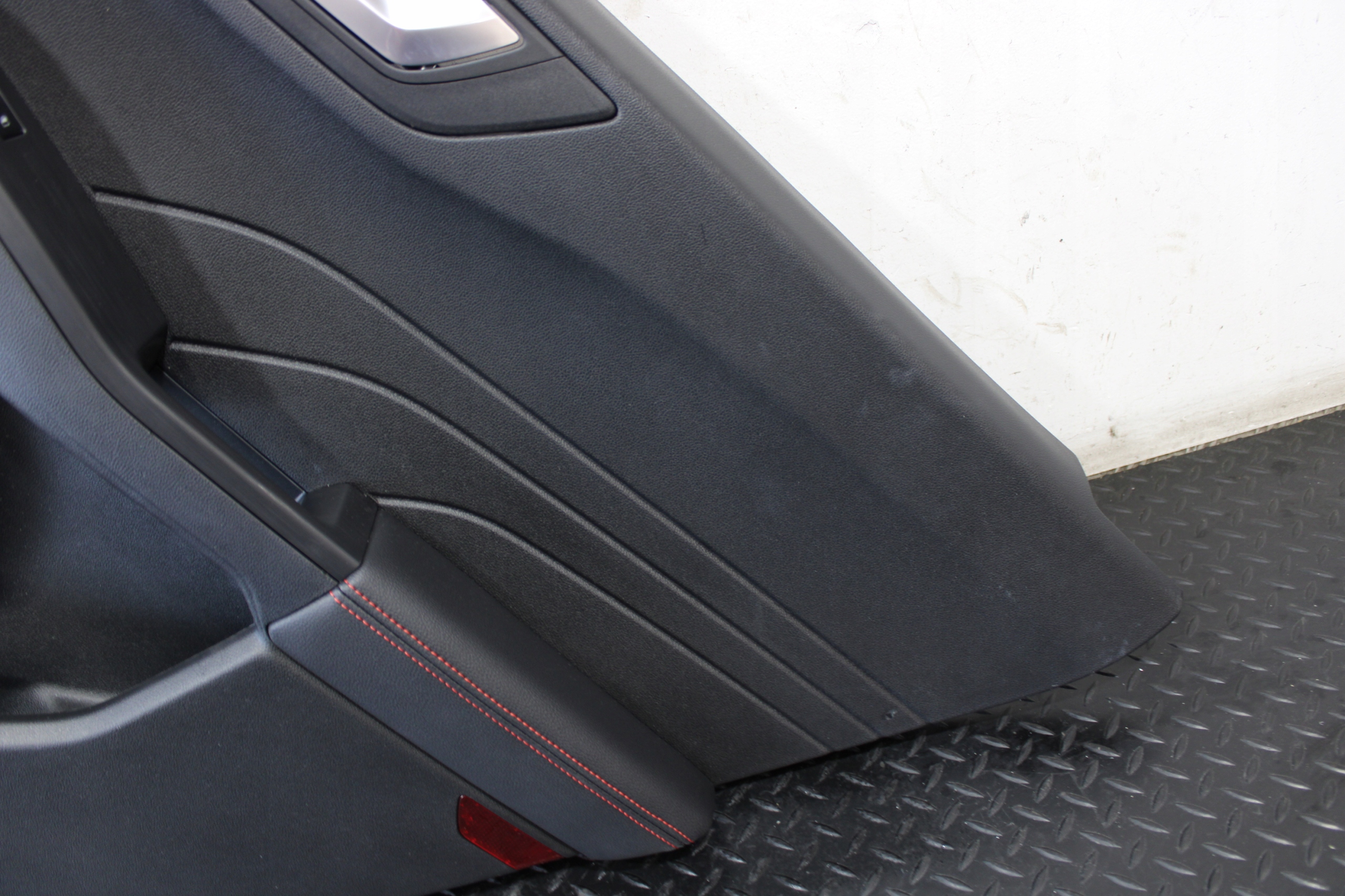 upholstery side door right rear part FORD KUGA MK3