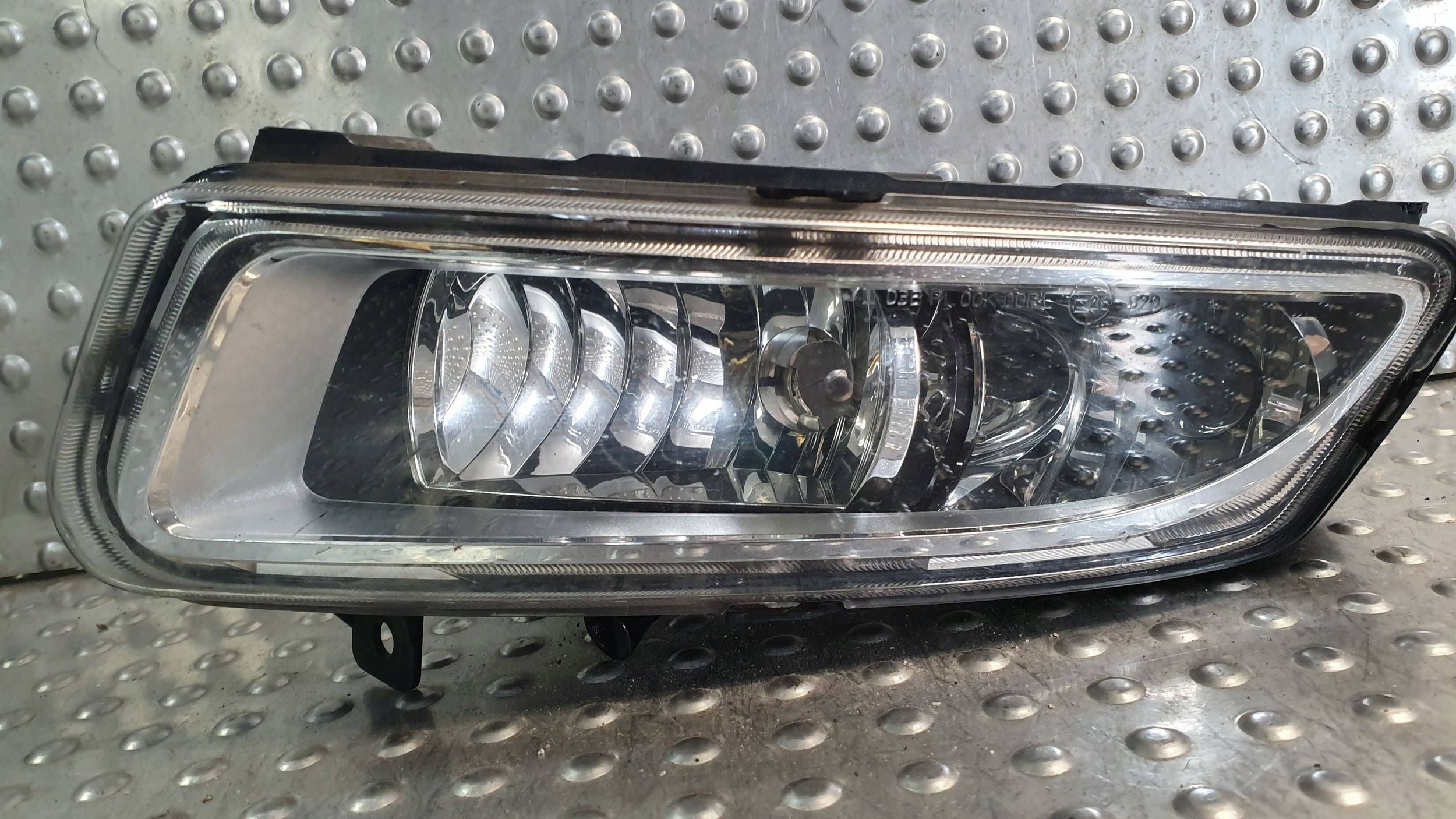 fog light left VW POLO 6R 09